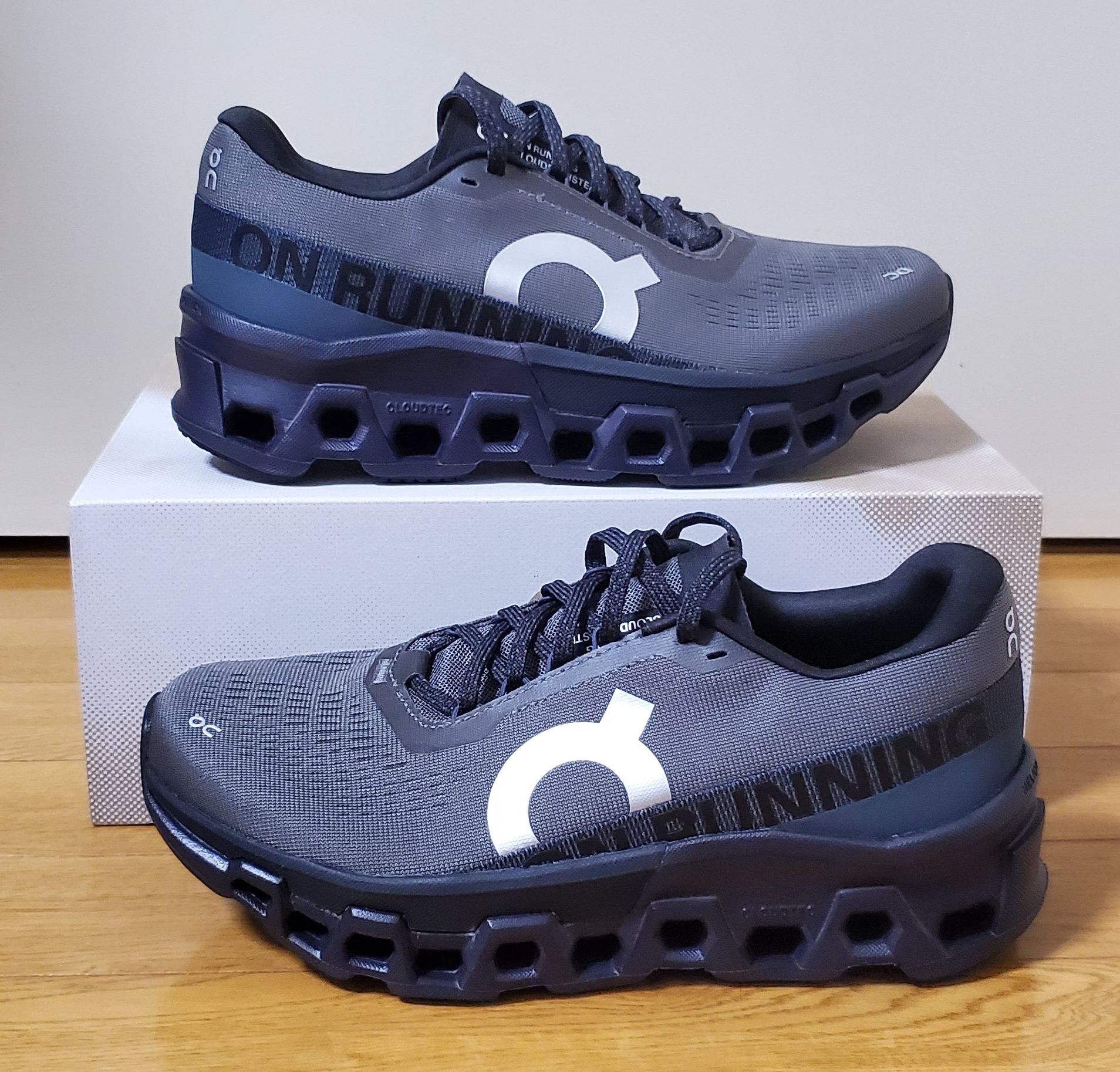 On Cloudmonster 2 "Asphalt/Iron"