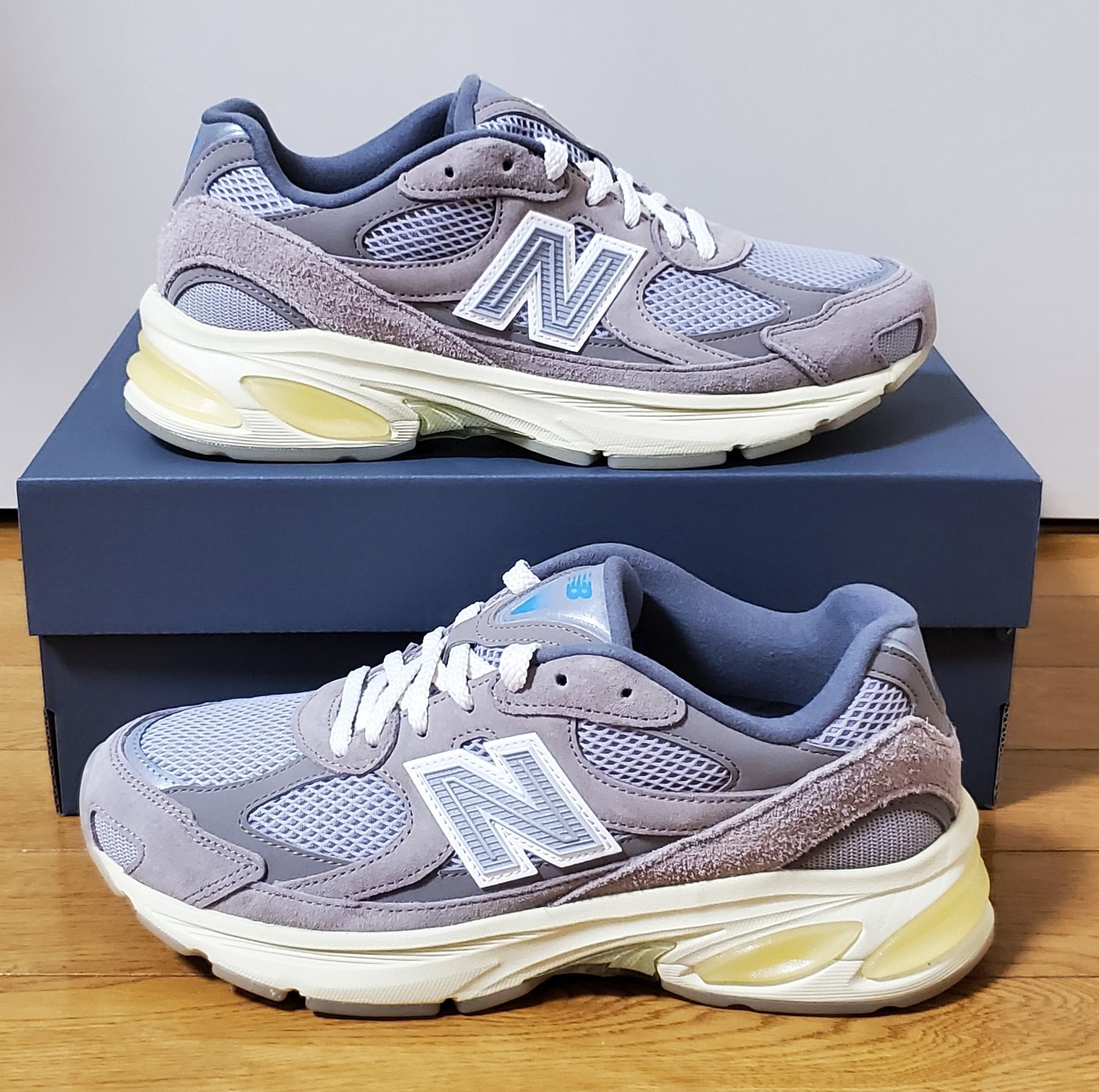 ニューバランス 2010 "グレーデイズ/アリドストーン/レインクラウド"