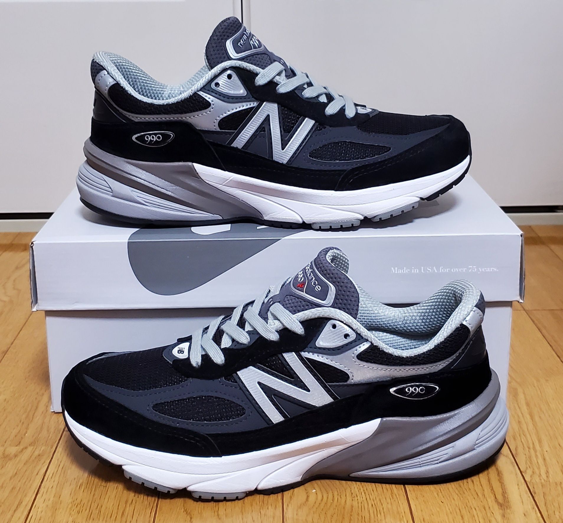 New Balance 990V6 "Black" (Heel NB Logo)