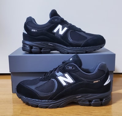 New Balance 2002R GORE-TEX "Black/White"