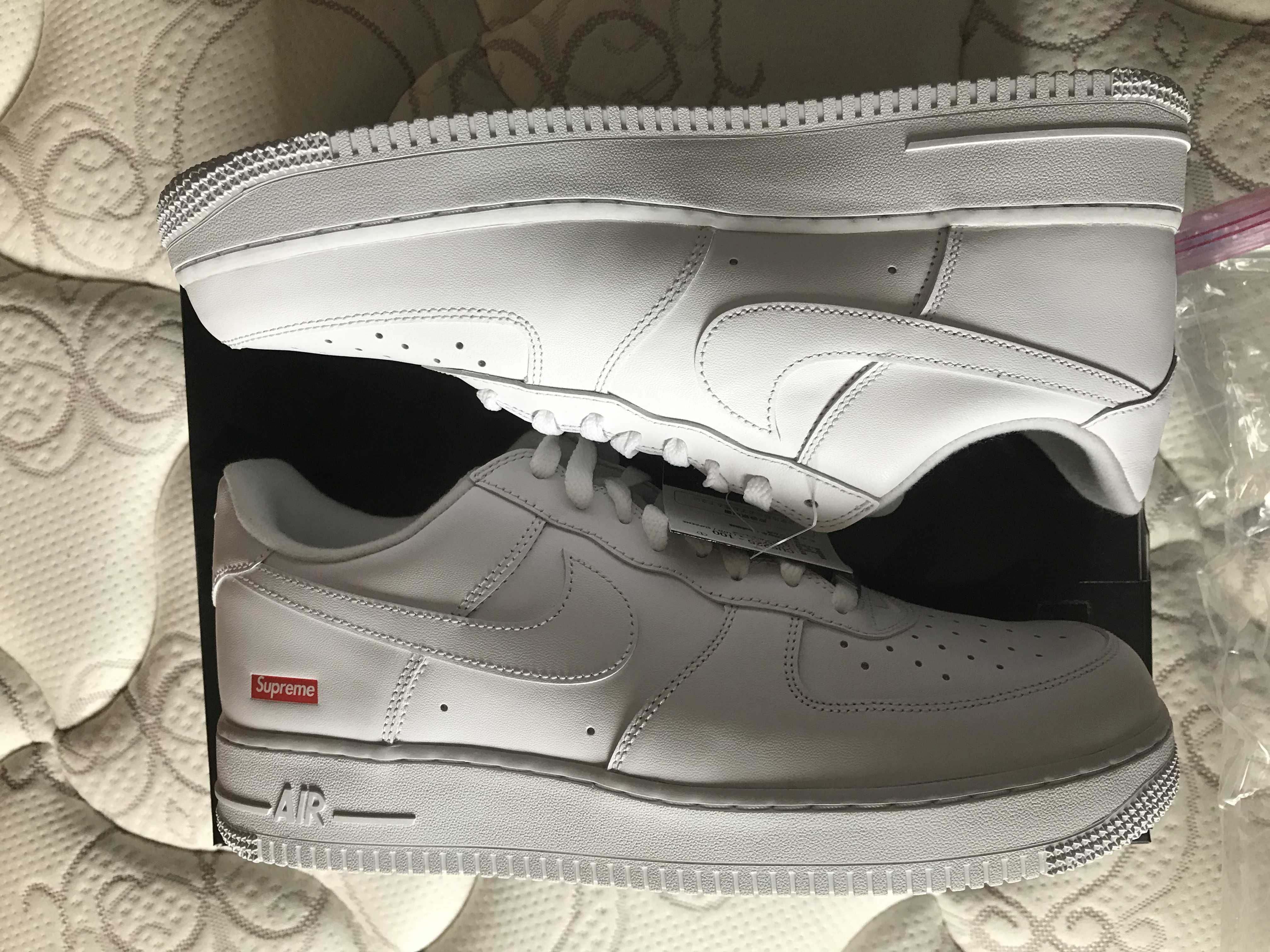 Supreme × Nike Air Force 1 Low "White"