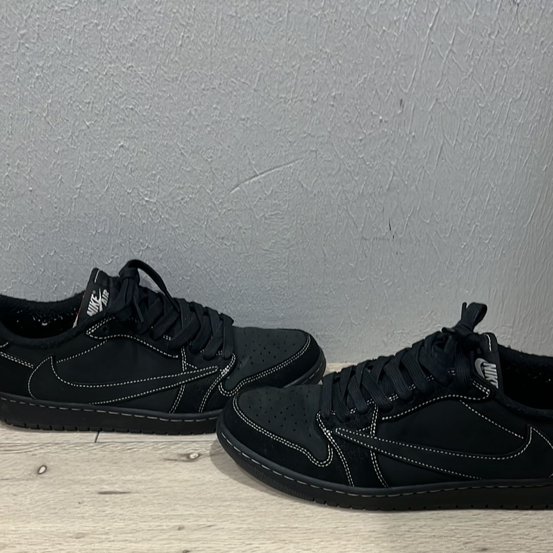 Travis Scott × Nike Air Jordan 1 Low OG SP "Black Phantom"