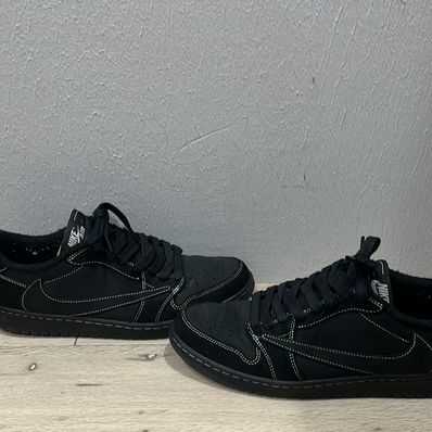 Travis Scott × Nike Air Jordan 1 Low OG SP "Black Phantom"