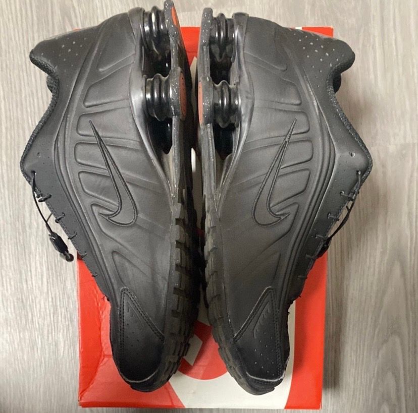 Nike Women's Shox R4 "Black"