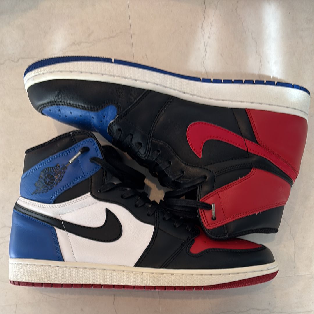 Nike Air Jordan 1 Retro High "Top 3"