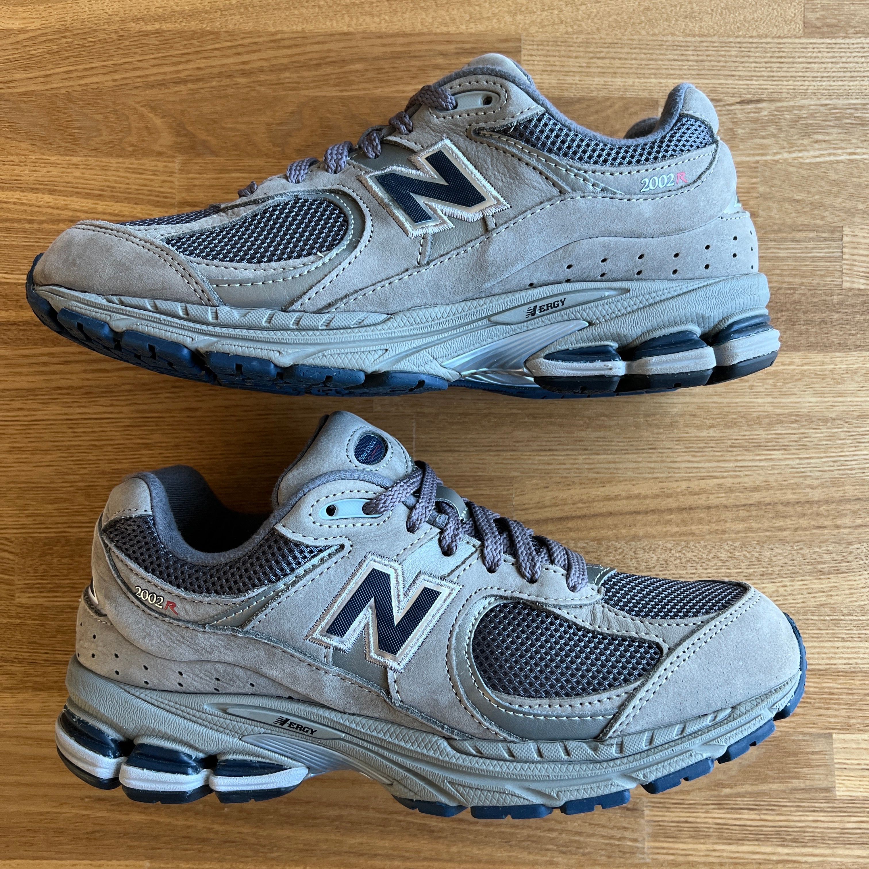 New Balance 2002R "Gray"