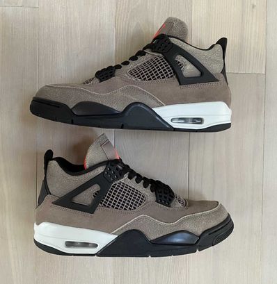 Nike Air Jordan 4 "Taupe Haze"