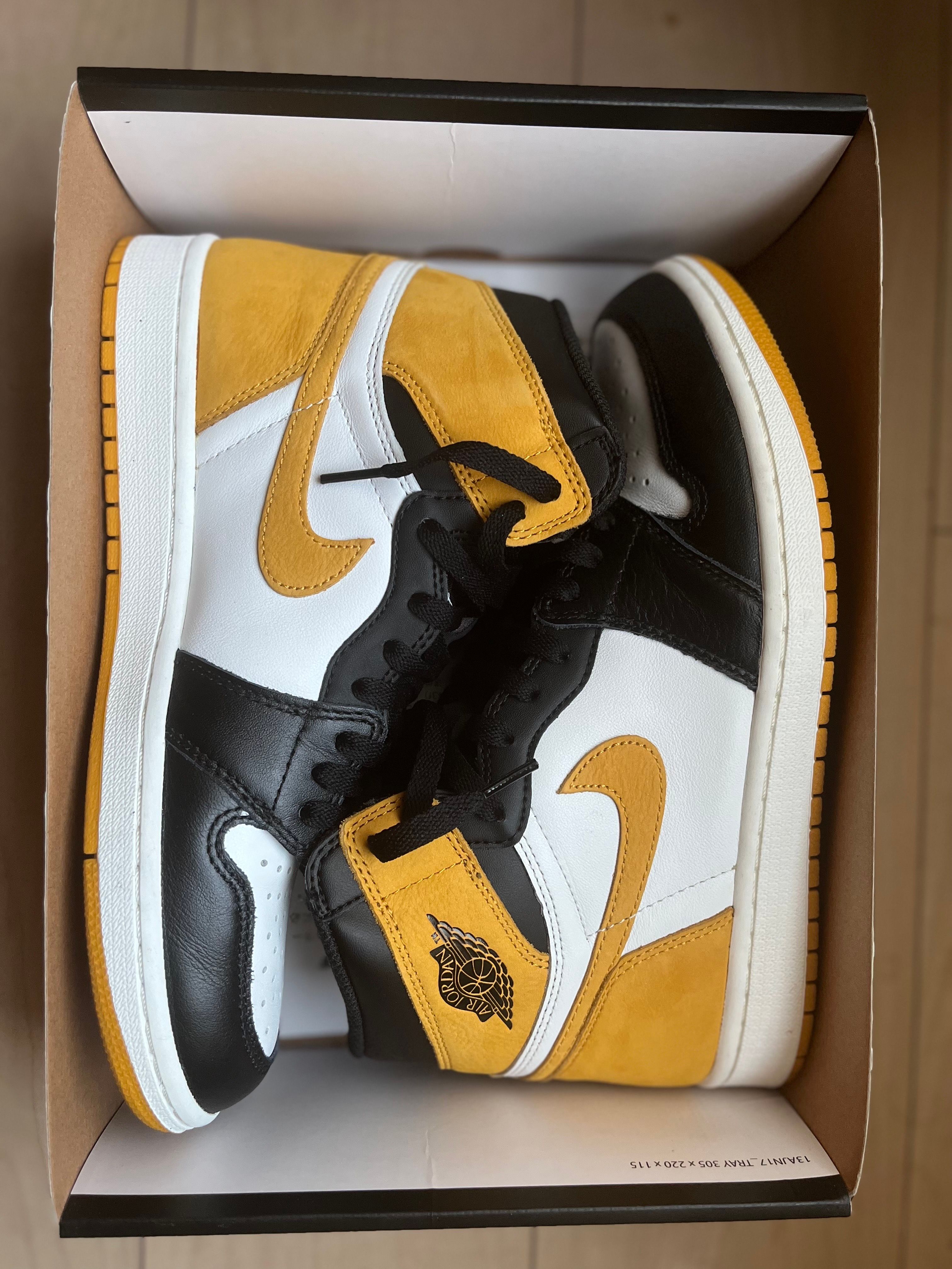 Nike Air Jordan 1 Retro High OG "Black Toe/Yellow Ochre"