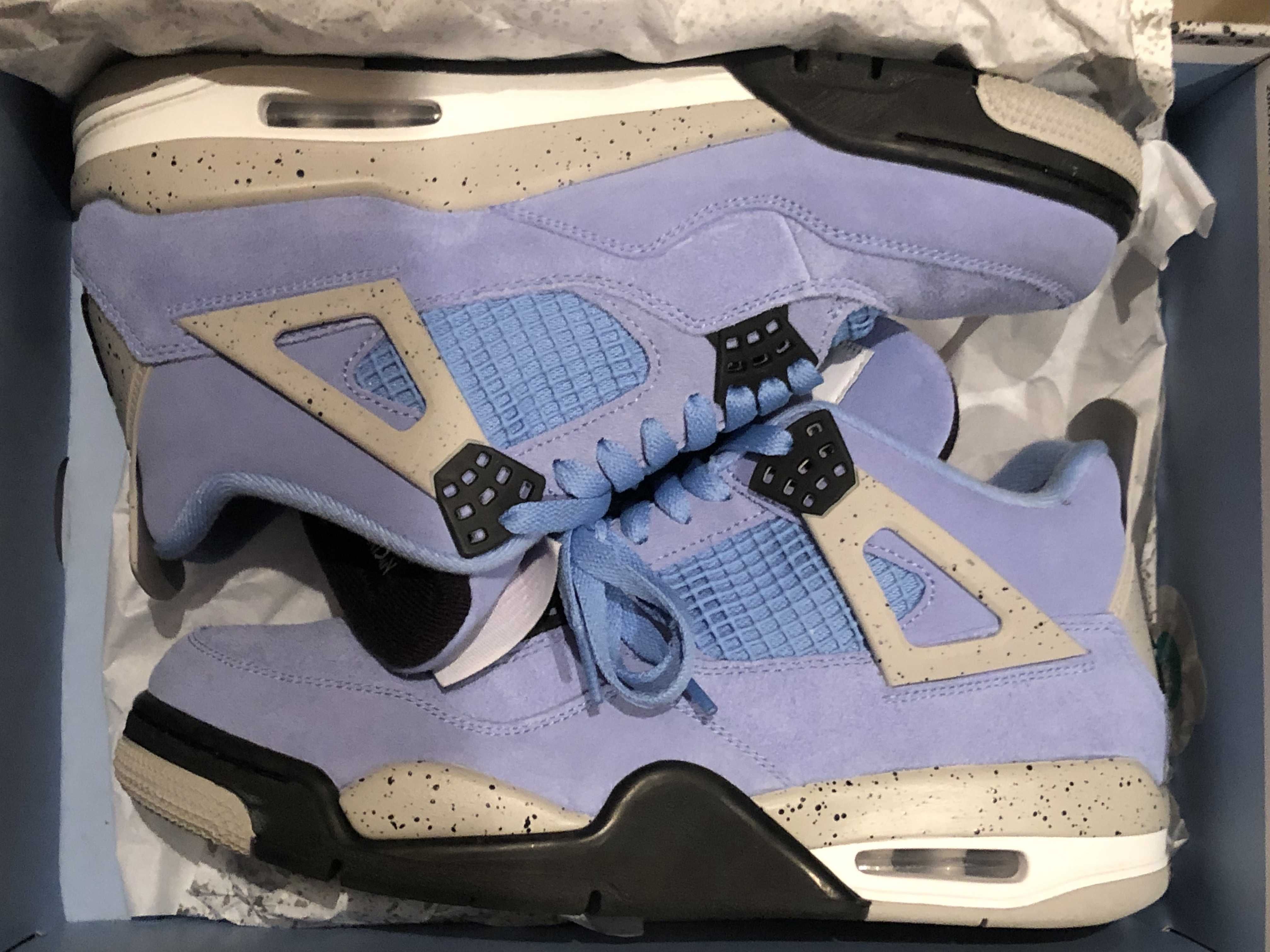 Nike Air Jordan 4 "University Blue"
