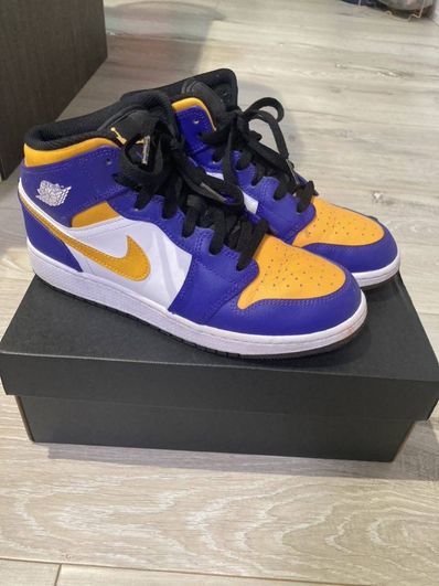 Nike Air Jordan 1 Mid "Lakers"