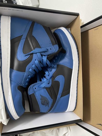 Nike Air Jordan 1 Retro High OG "Dark Marina Blue"