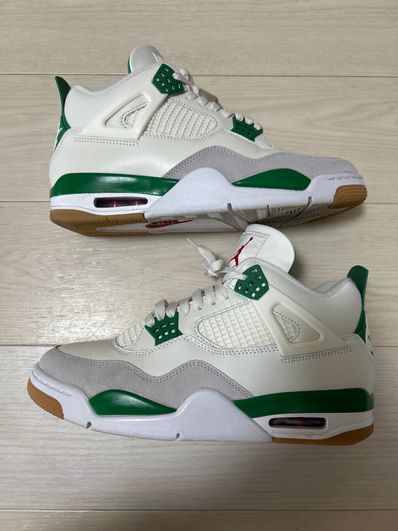 Nike SB × Air Jordan 4 Retro SP "Pine Green"