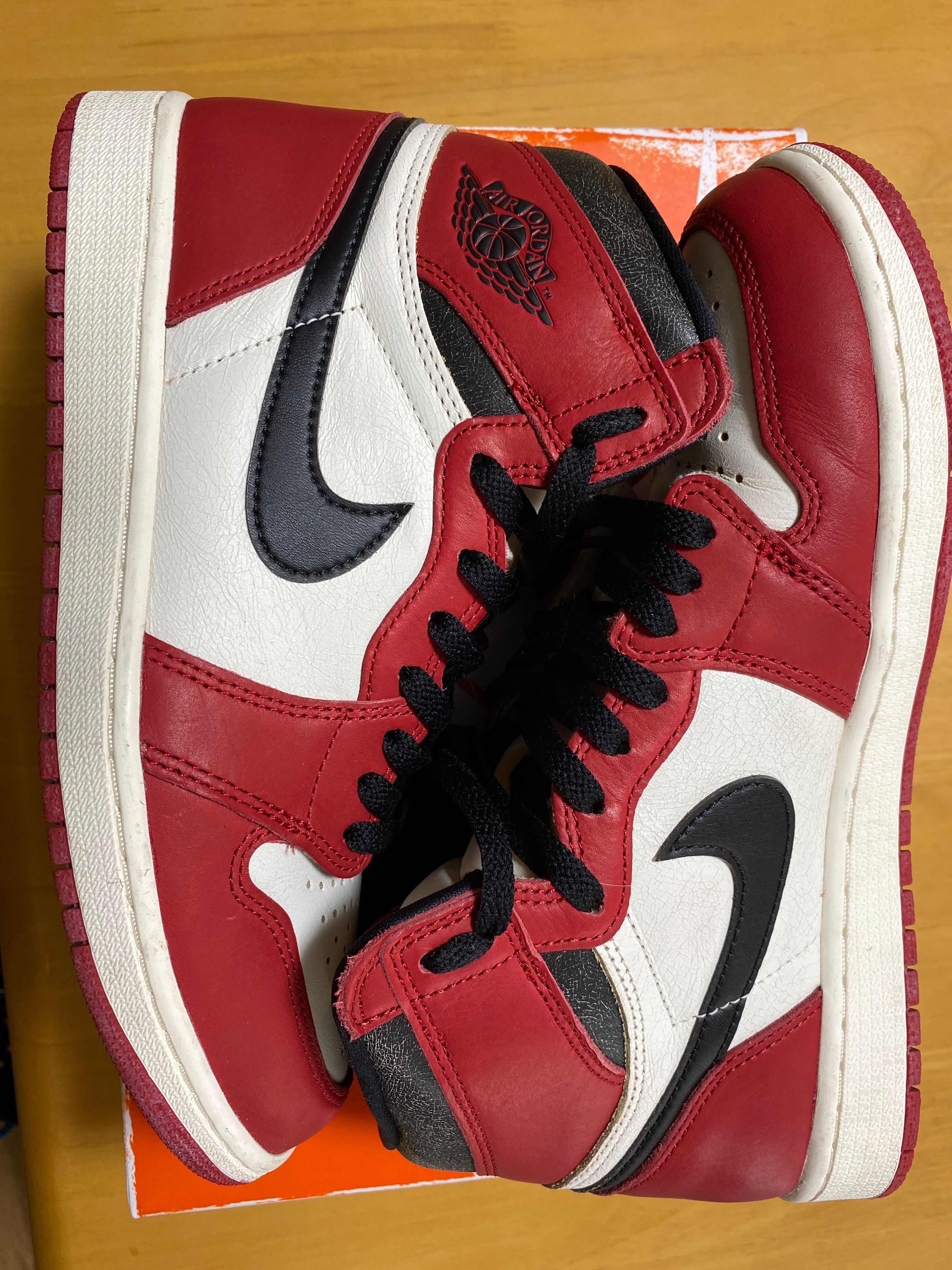 Nike Air Jordan 1 High OG "Lost & Found/Chicago"