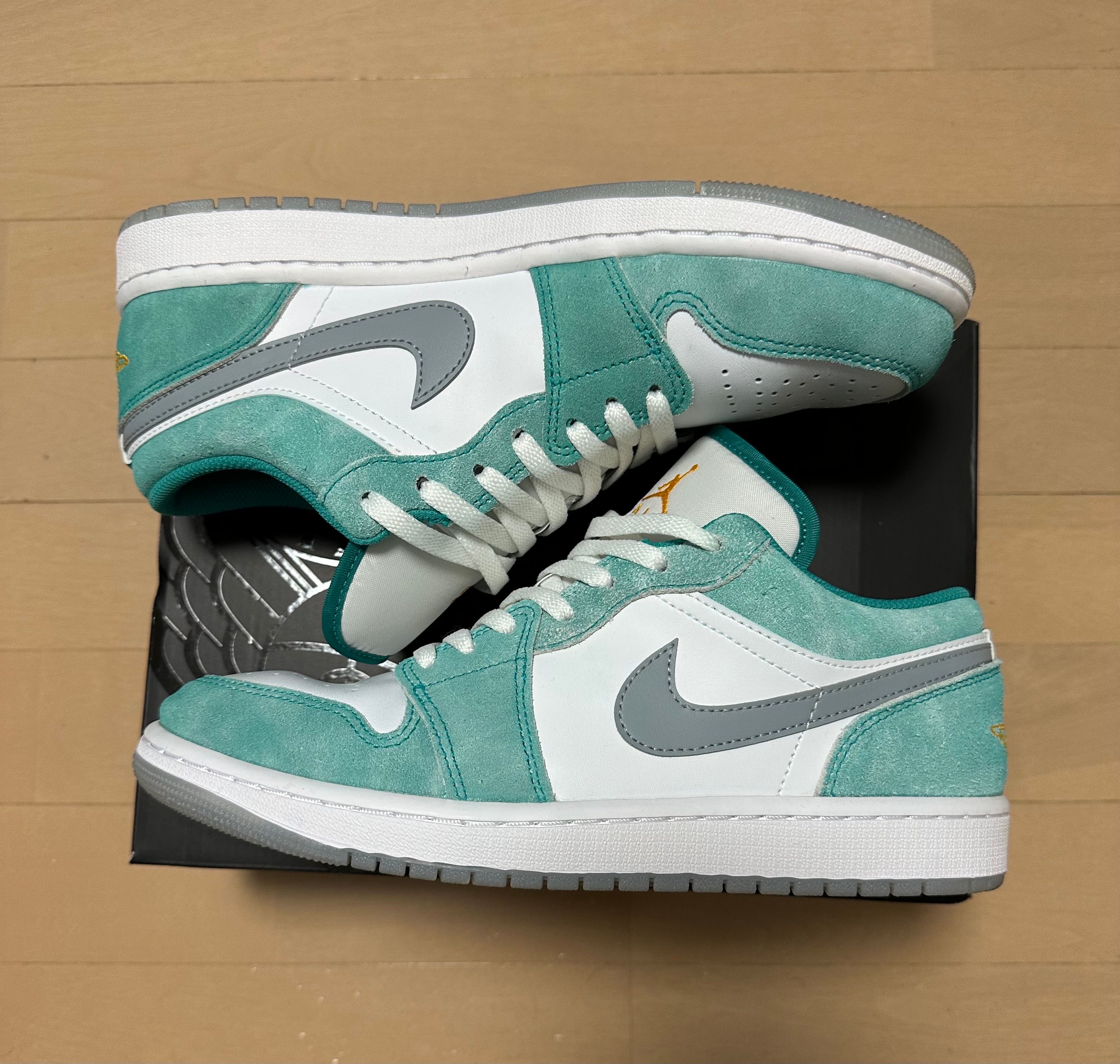Nike Air Jordan 1 Low SE "New Emerald"