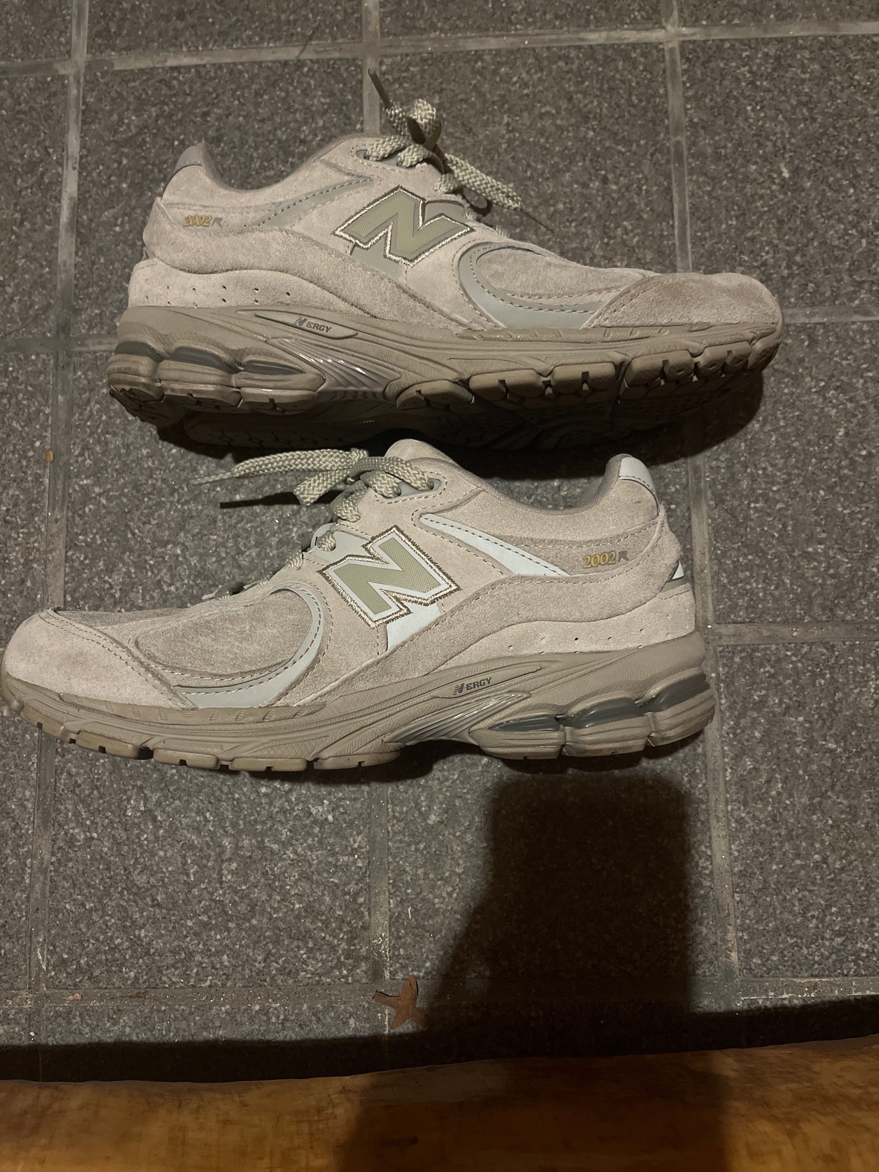 New Balance 2002R "Beige"