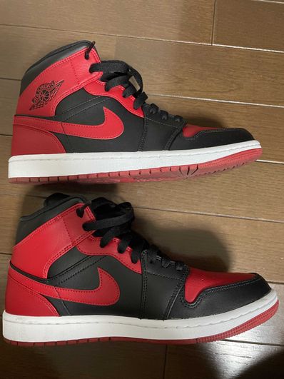 Nike Air Jordan 1 Mid "Bred"