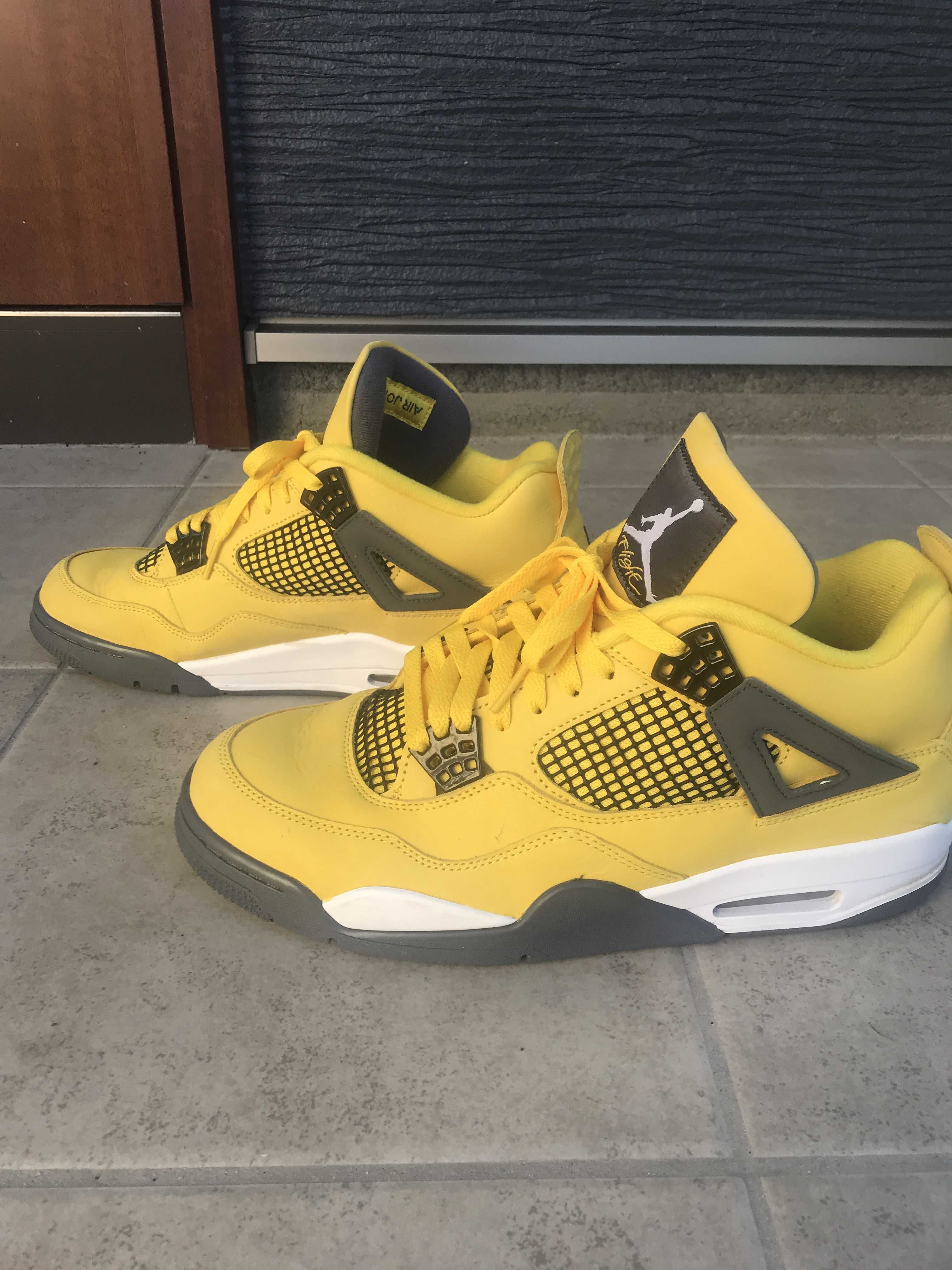 Nike Air Jordan 4 "Tour Yellow"