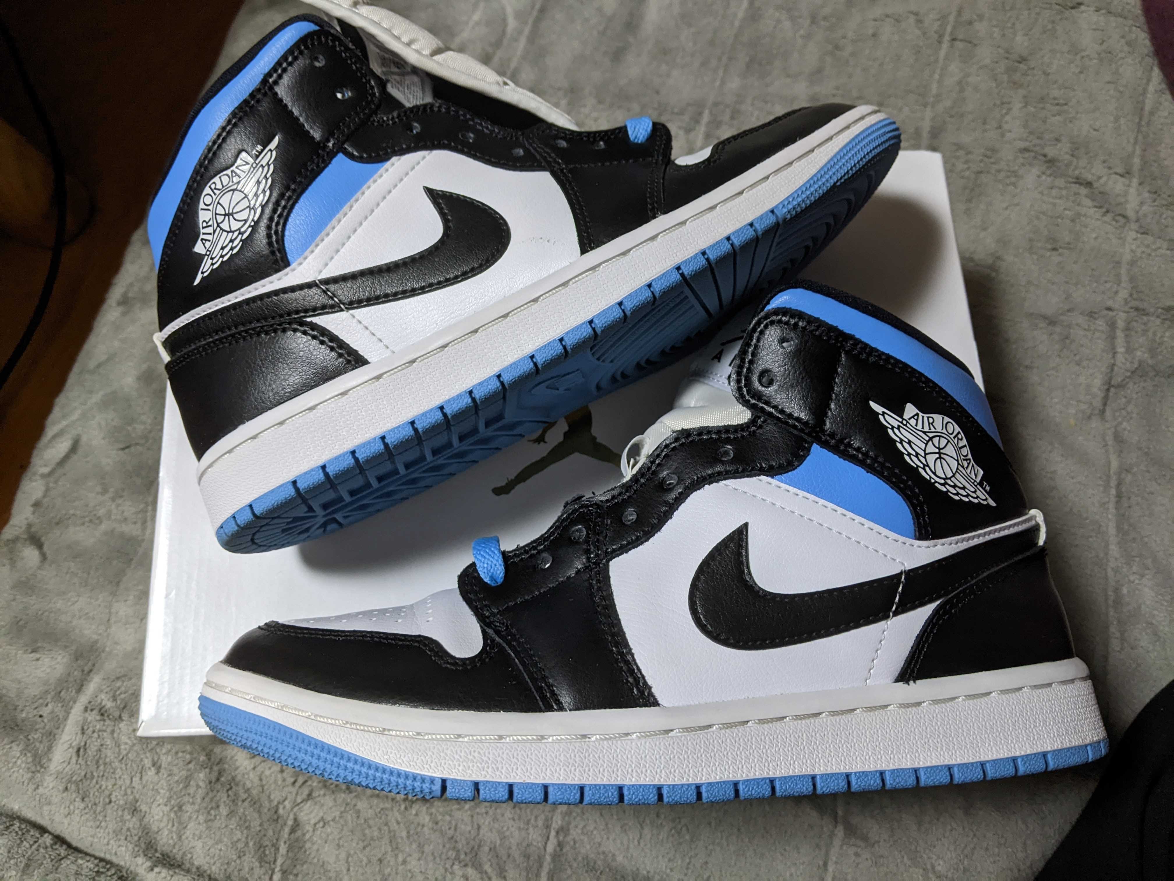 Nike Women's Air Jordan 1 Mid "Black/University Blue"