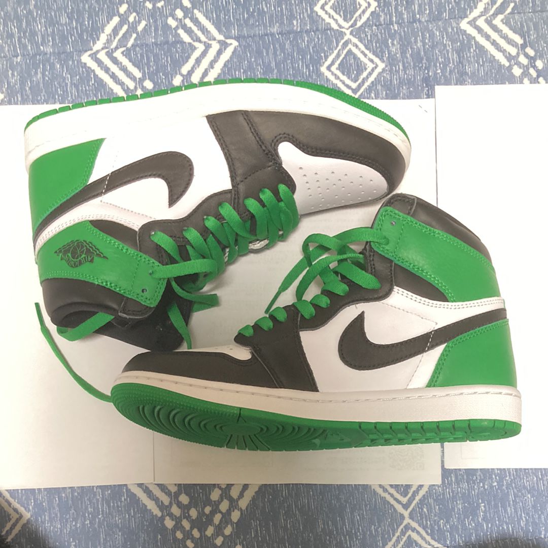 Nike Air Jordan 1 Retro High OG "Celtics/Black and Lucky Green" (2023)