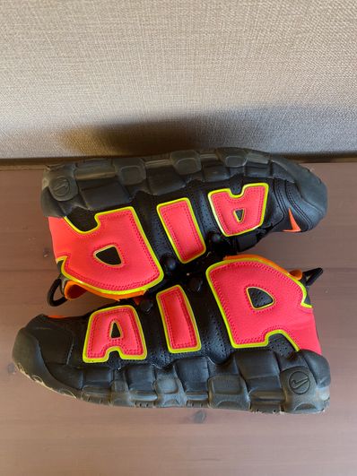NIKE Women's AIR MORE UPTEMPO "HOT PUNCH"