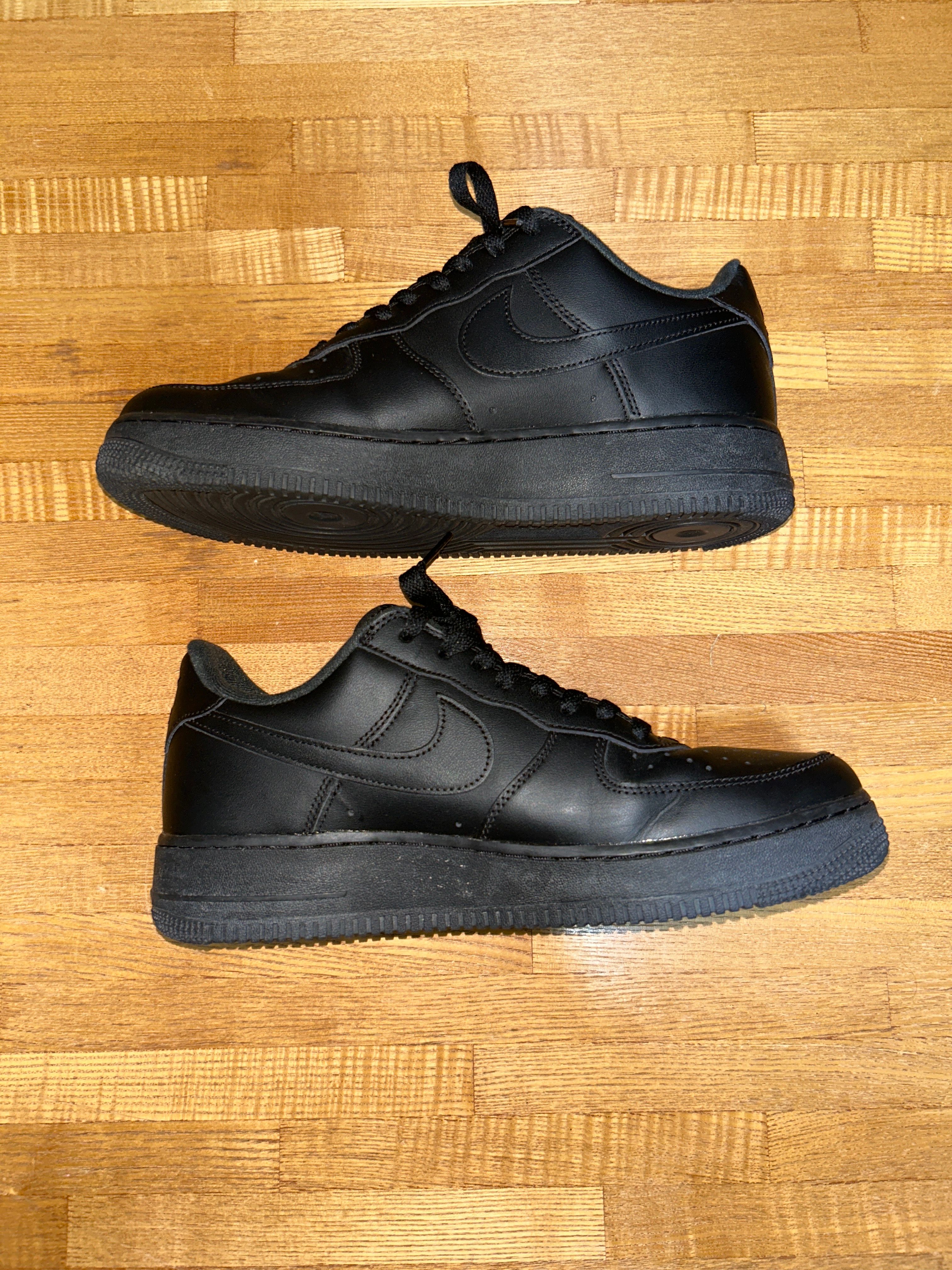 Supreme × Nike Air Force 1 Low "Black"