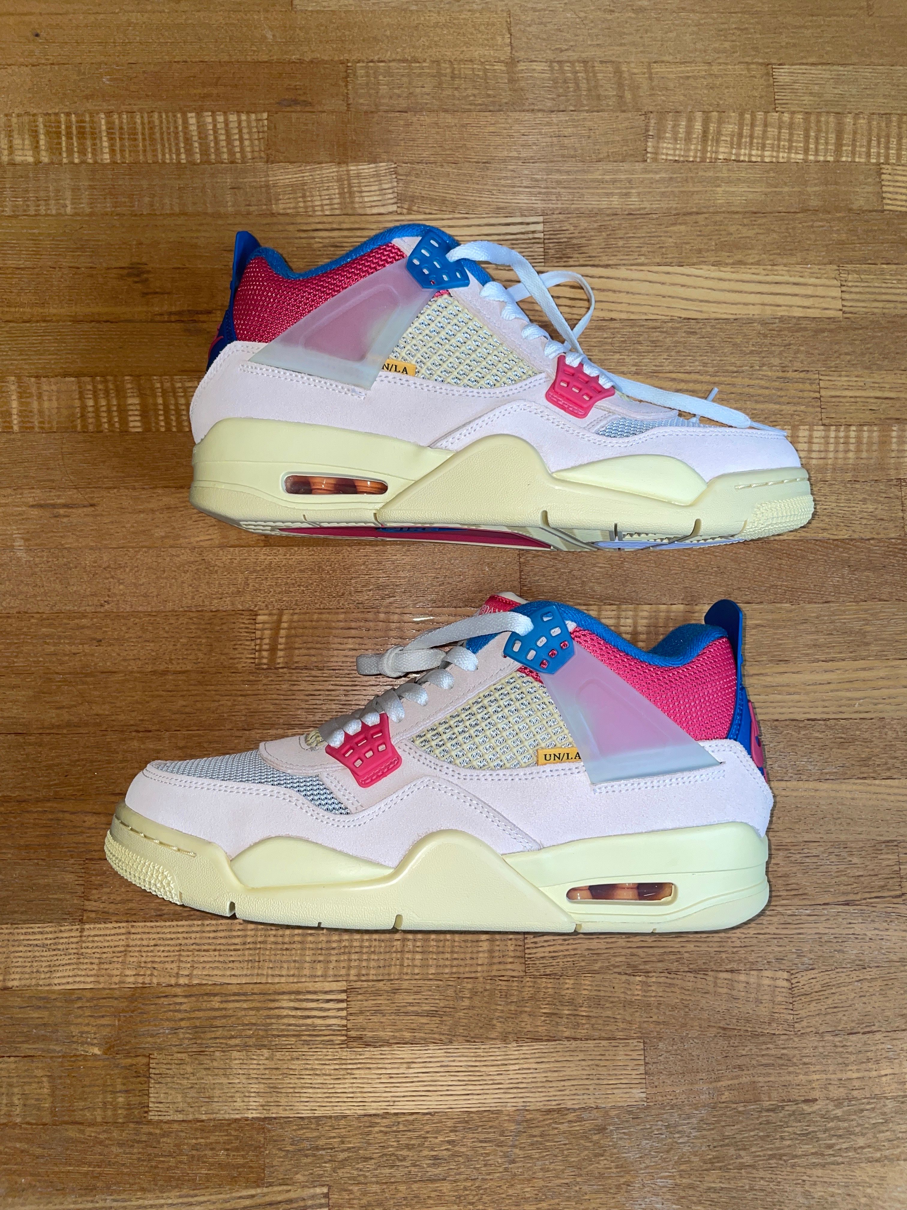 UNION × Nike Air Jordan 4 SP "Guava Ice/Light Fusion Red"