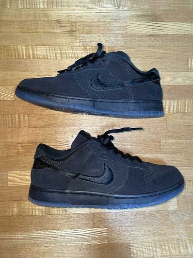 UNDEFEATED × Nike Dunk Low SP "5 ON IT"