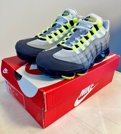 Nike Air Vapormax 95 "Neon"