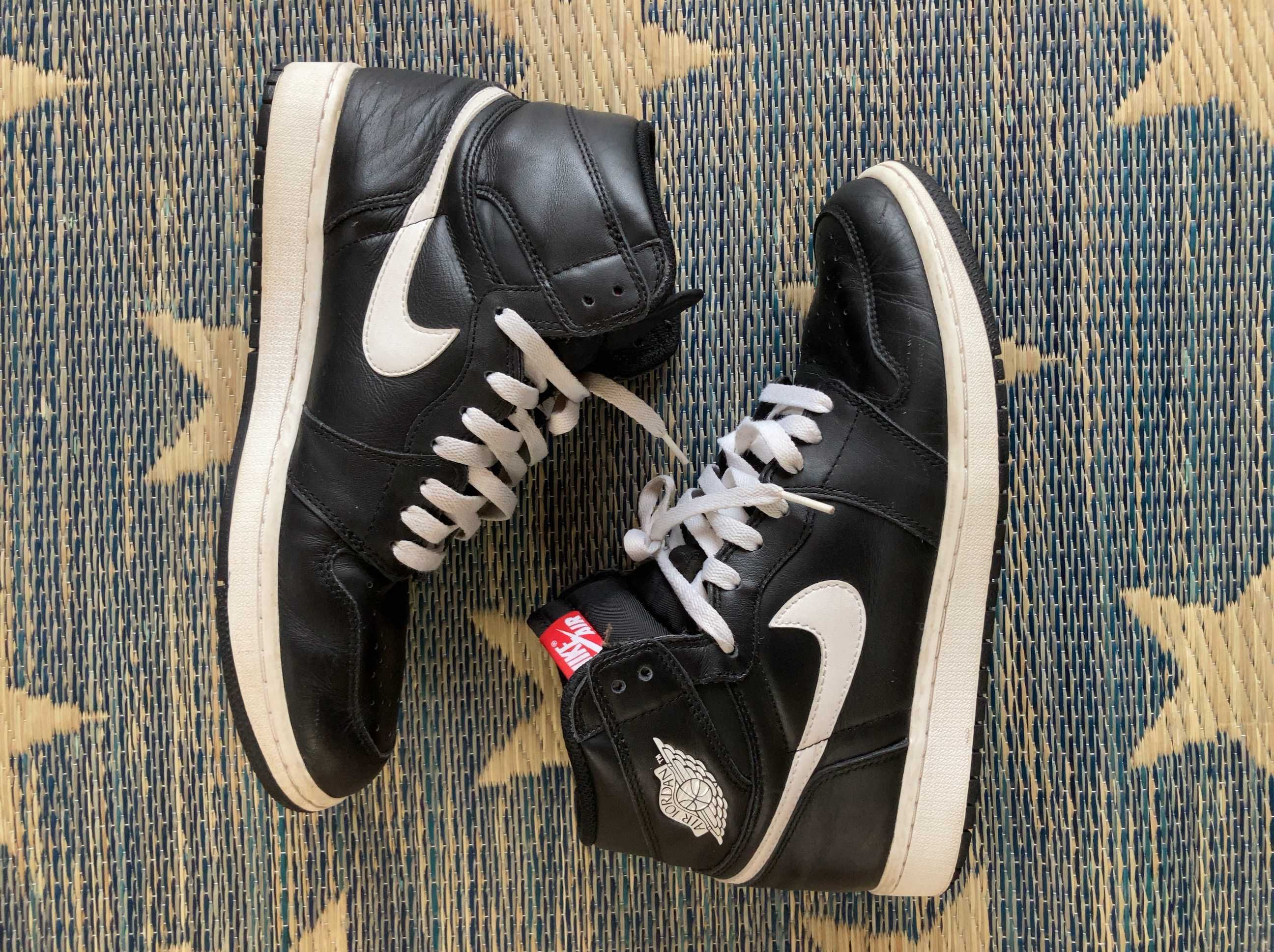 Nike Air Jordan 1 Retro High "Yin Yang Black"