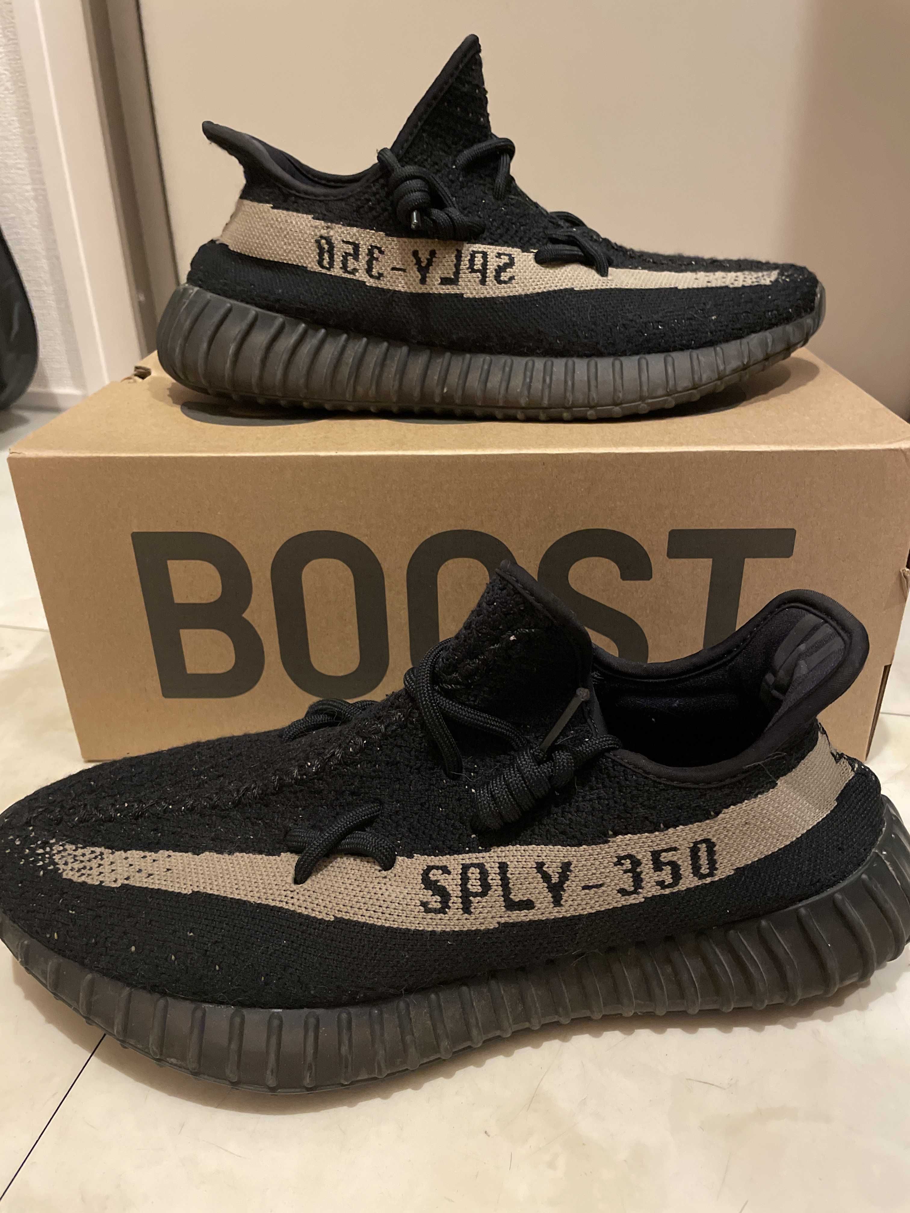 adidas YEEZY Boost 350 V2 "Core Black Green"