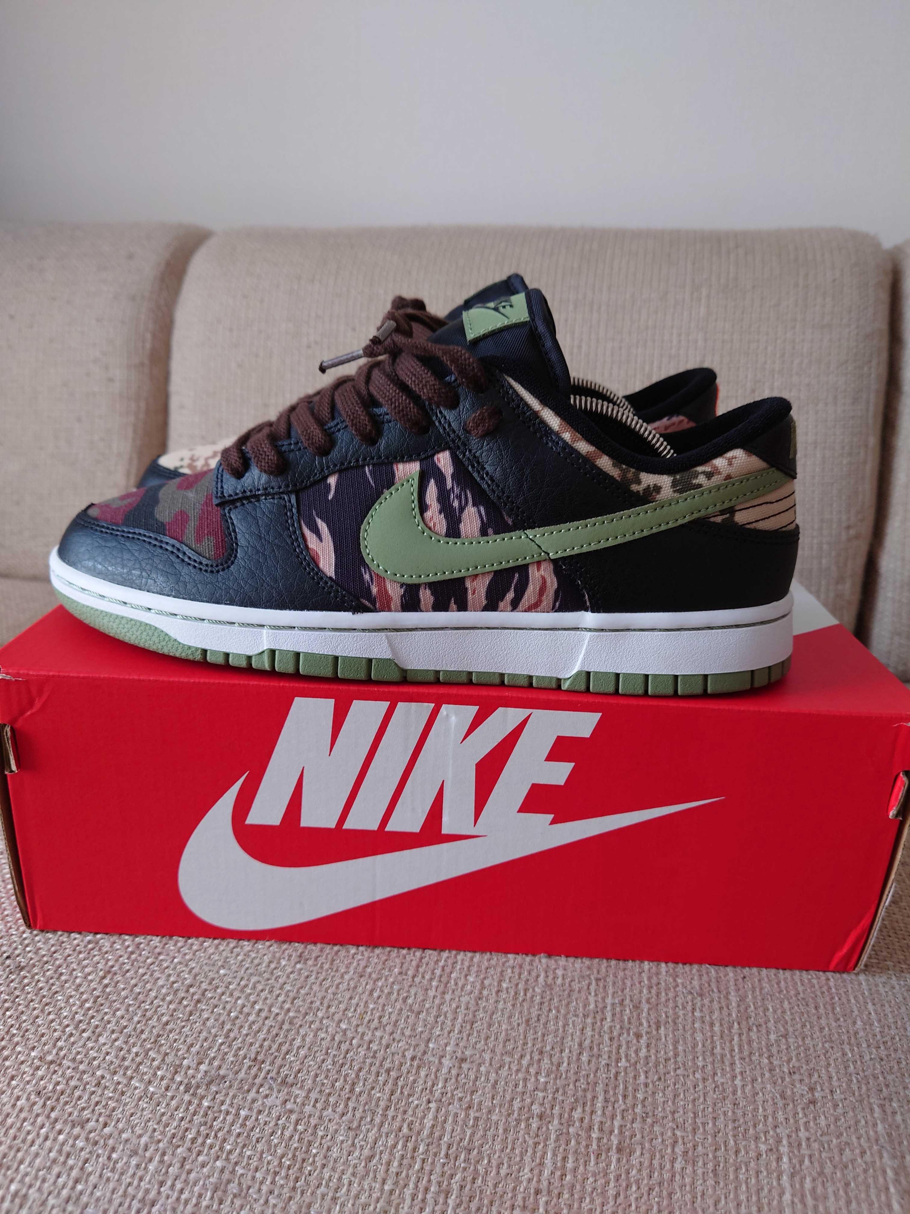 NIKE DUNK LOW SE "BLACK MULTI CAMO"