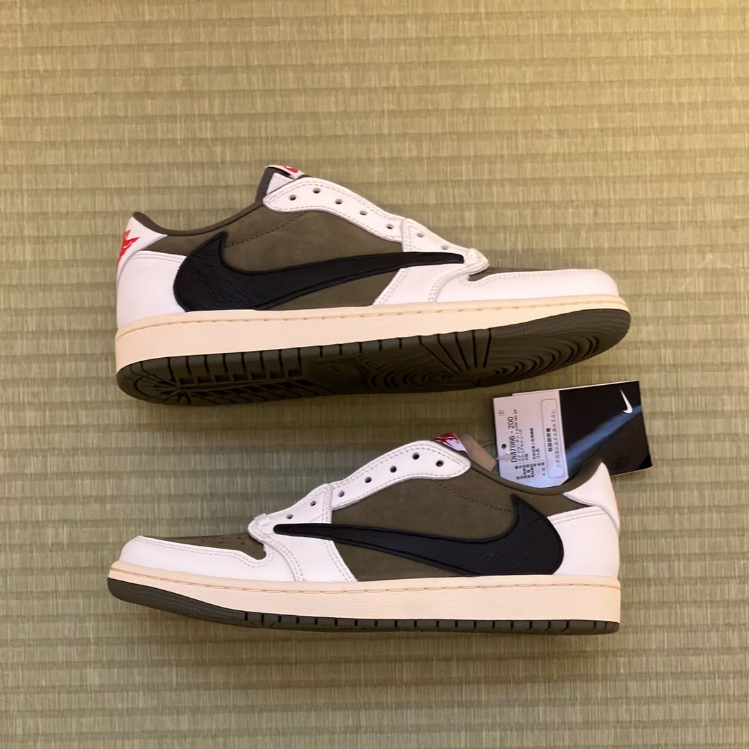 Travis Scott × Nike Air Jordan 1 Low OG SP "Reverse Olive"