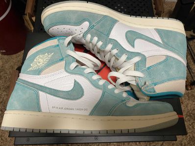 Nike Air Jordan 1 Retro High OG "Turbo Green"
