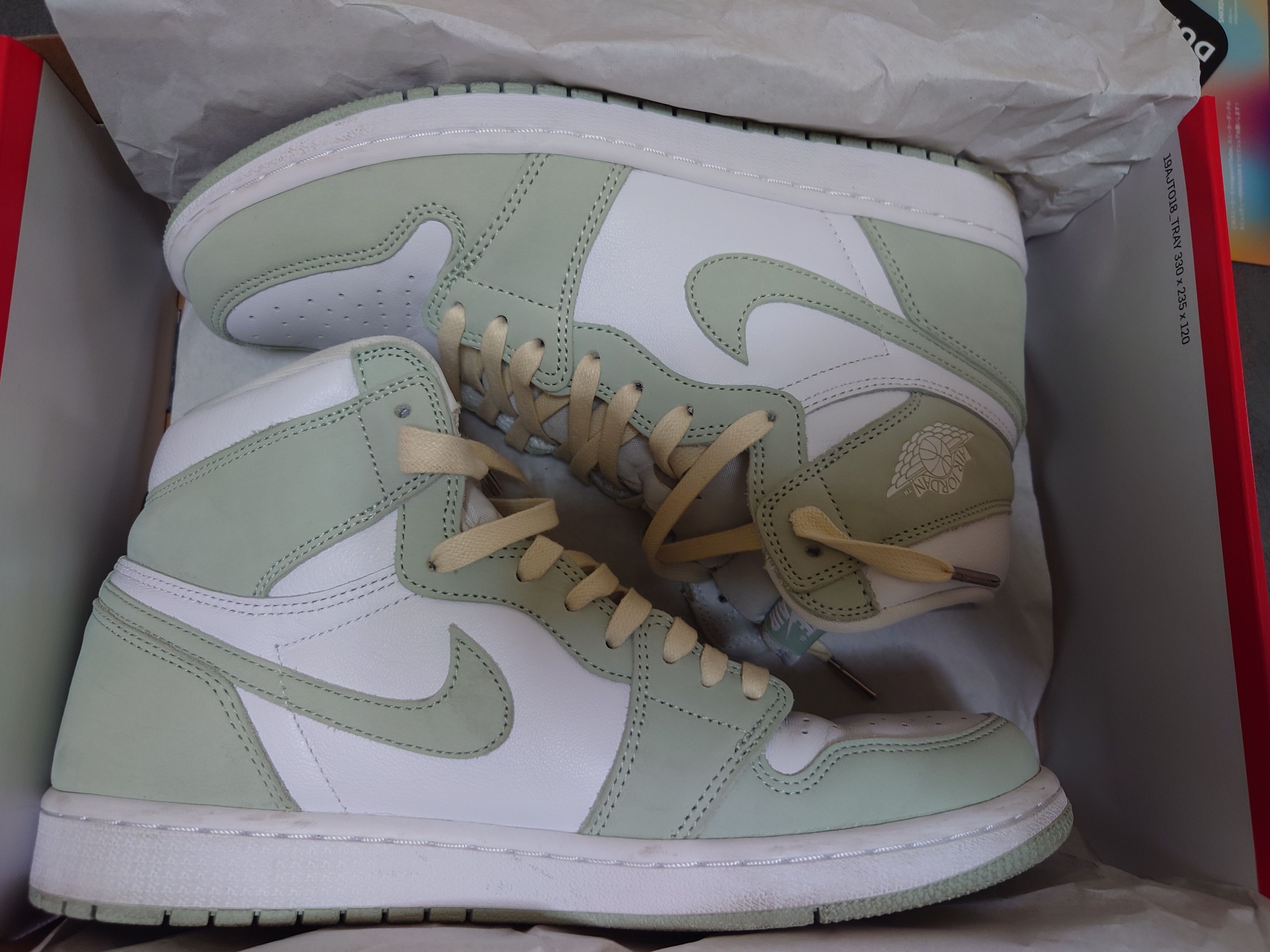 Nike Women's Air Jordan 1 High OG "Seafoam"