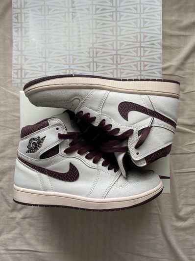 A Ma Maniere × Nike Air Jordan 1 Retro High OG "Sail and Burgundy"