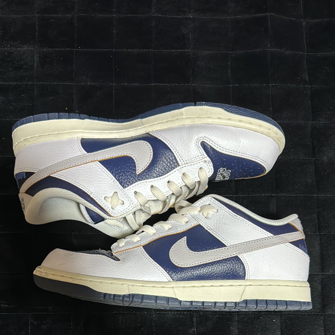 HUF × Nike SB Dunk Low "New York"