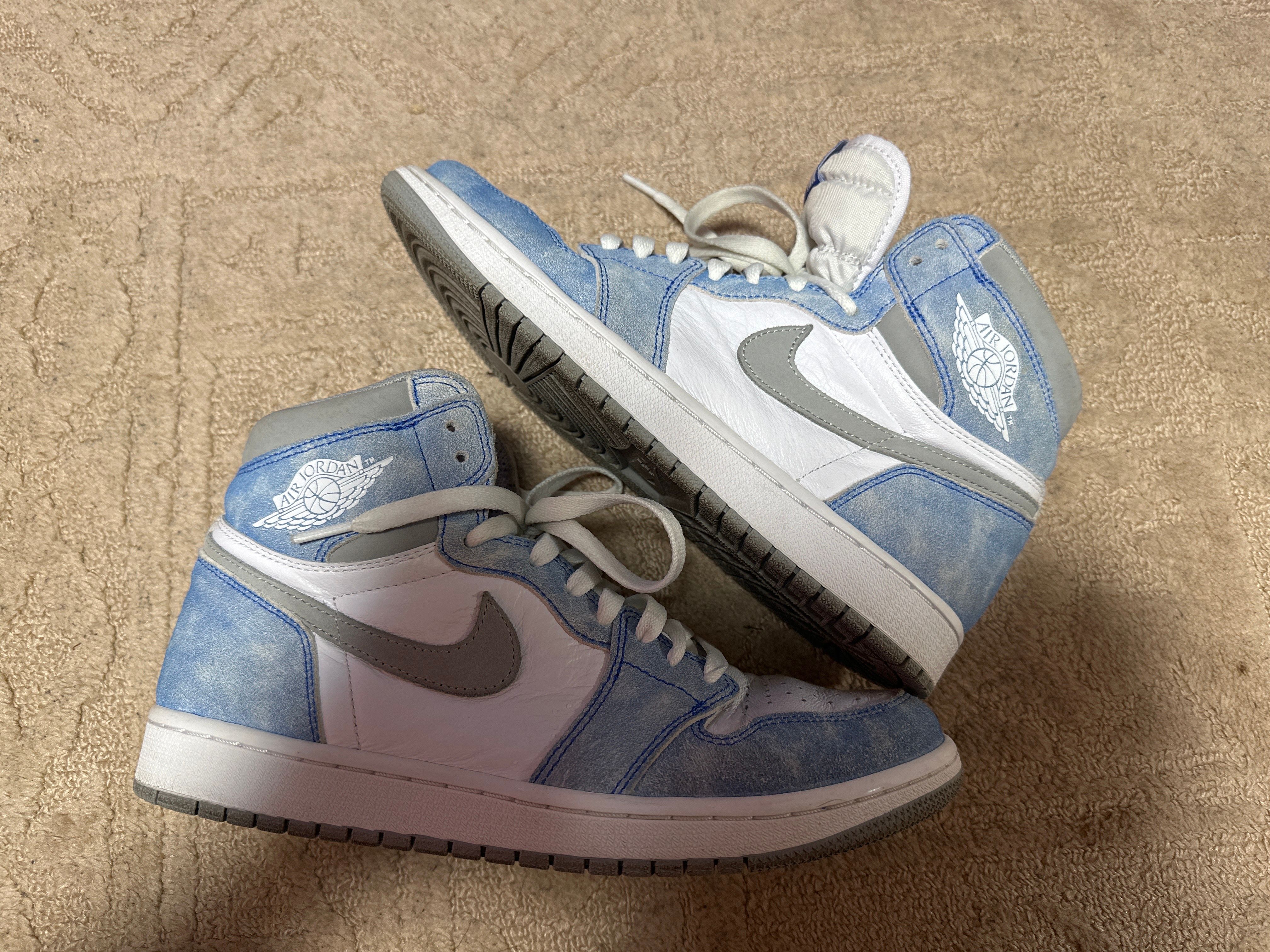 Nike Air Jordan 1 High OG "Hyper Royal"