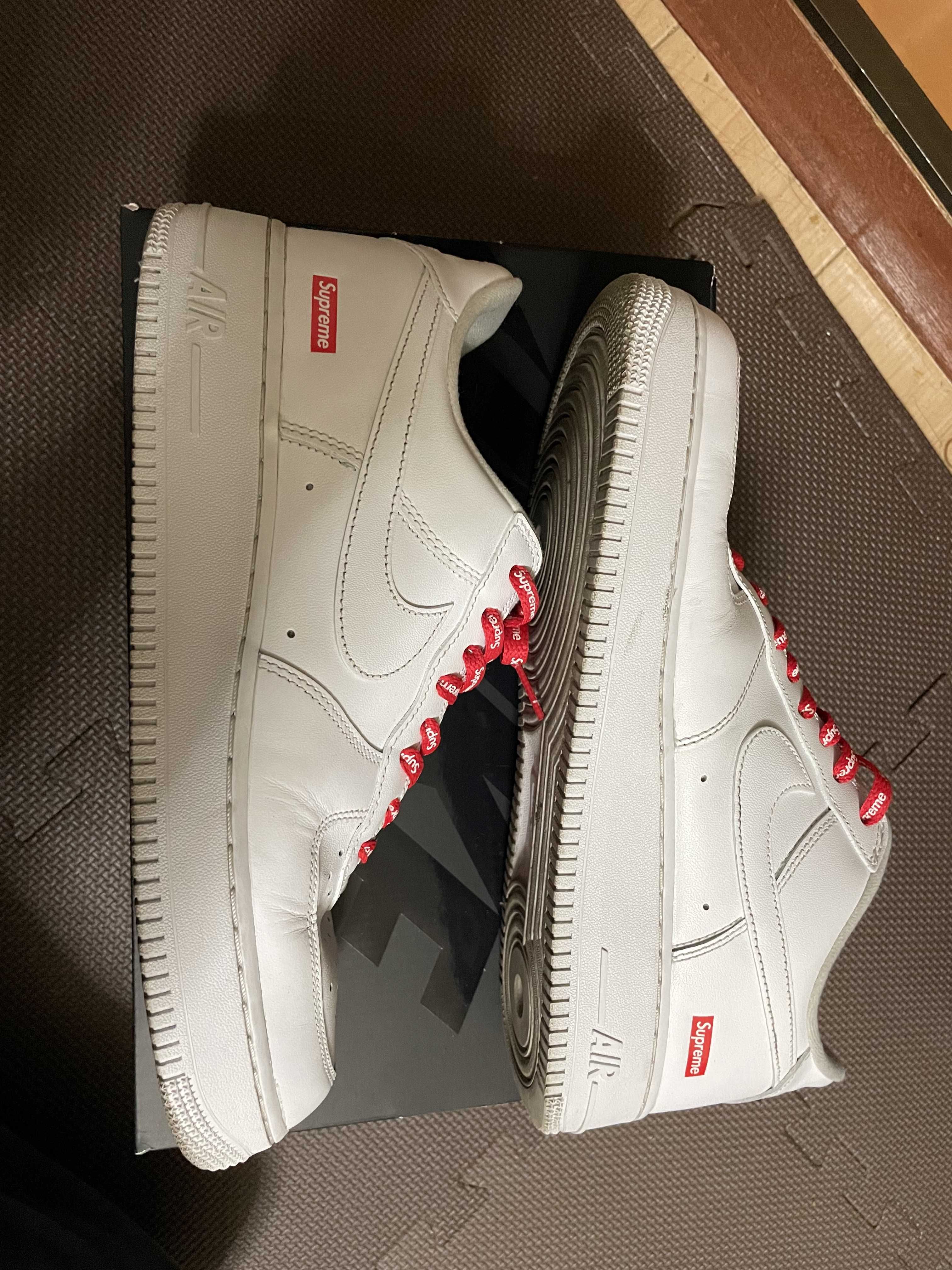 Supreme × Nike Air Force 1 Low "White"
