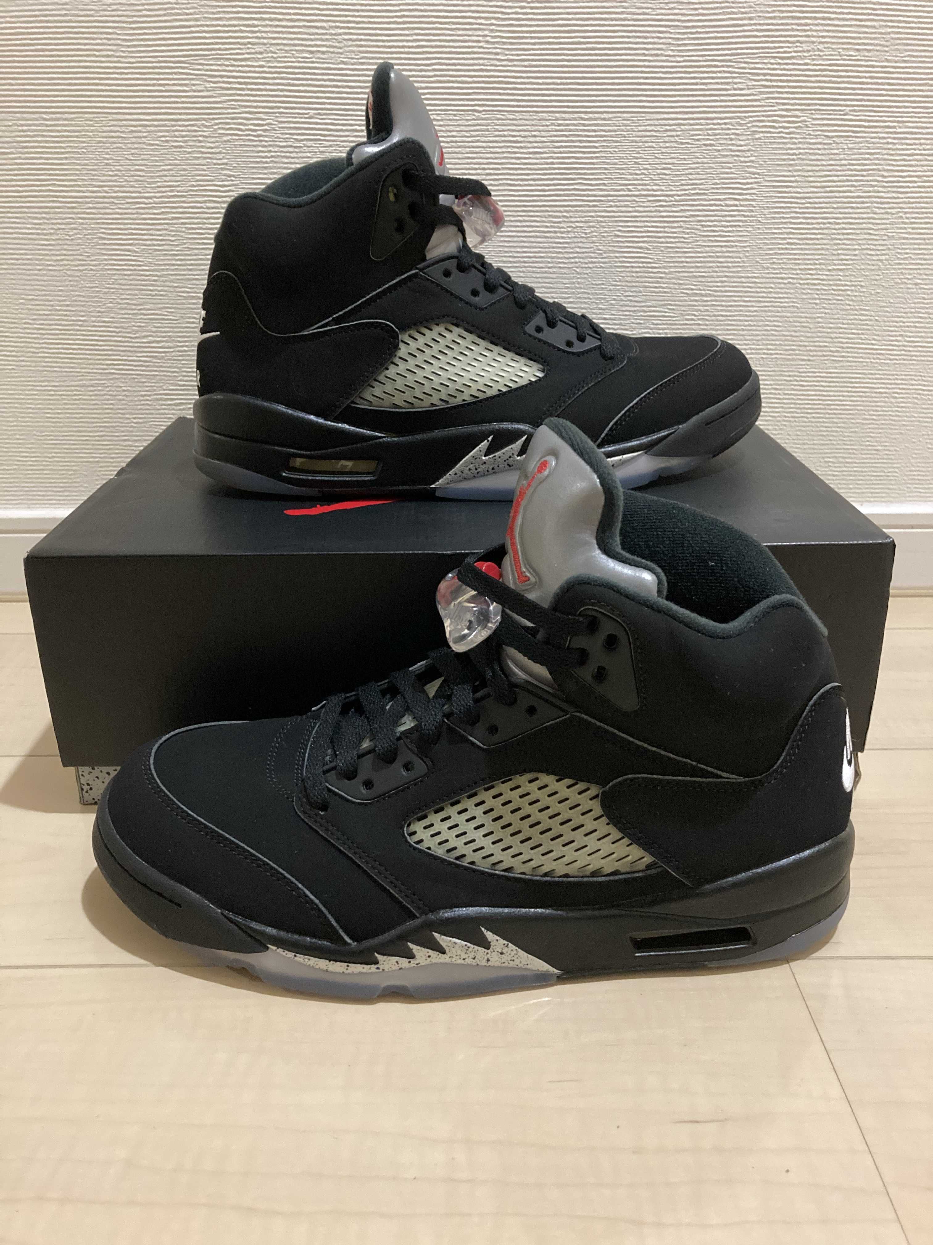 Nike Air Jordan 5 Retro OG "Black/Fire Red/Metallic Silver/White" (2016)