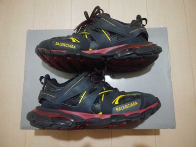 BALENCIAGA Triple S "Black/Red"