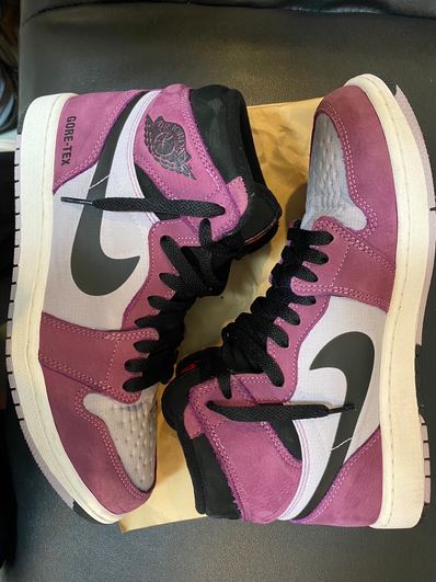 Nike Air Jordan 1 Element GORE-TEX "Berry"
