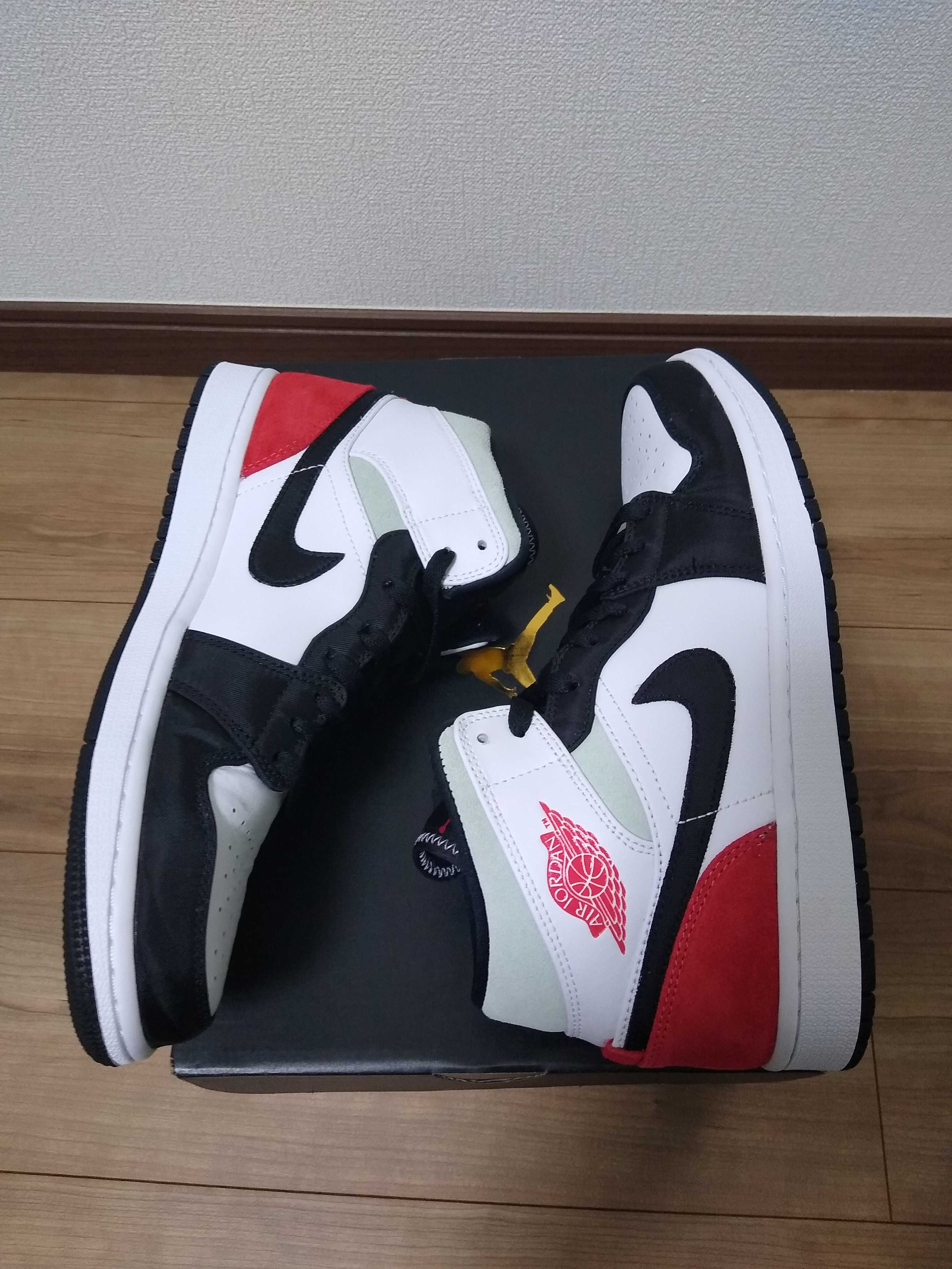 Nike Air Jordan 1 Mid SE "Black/Red/White"