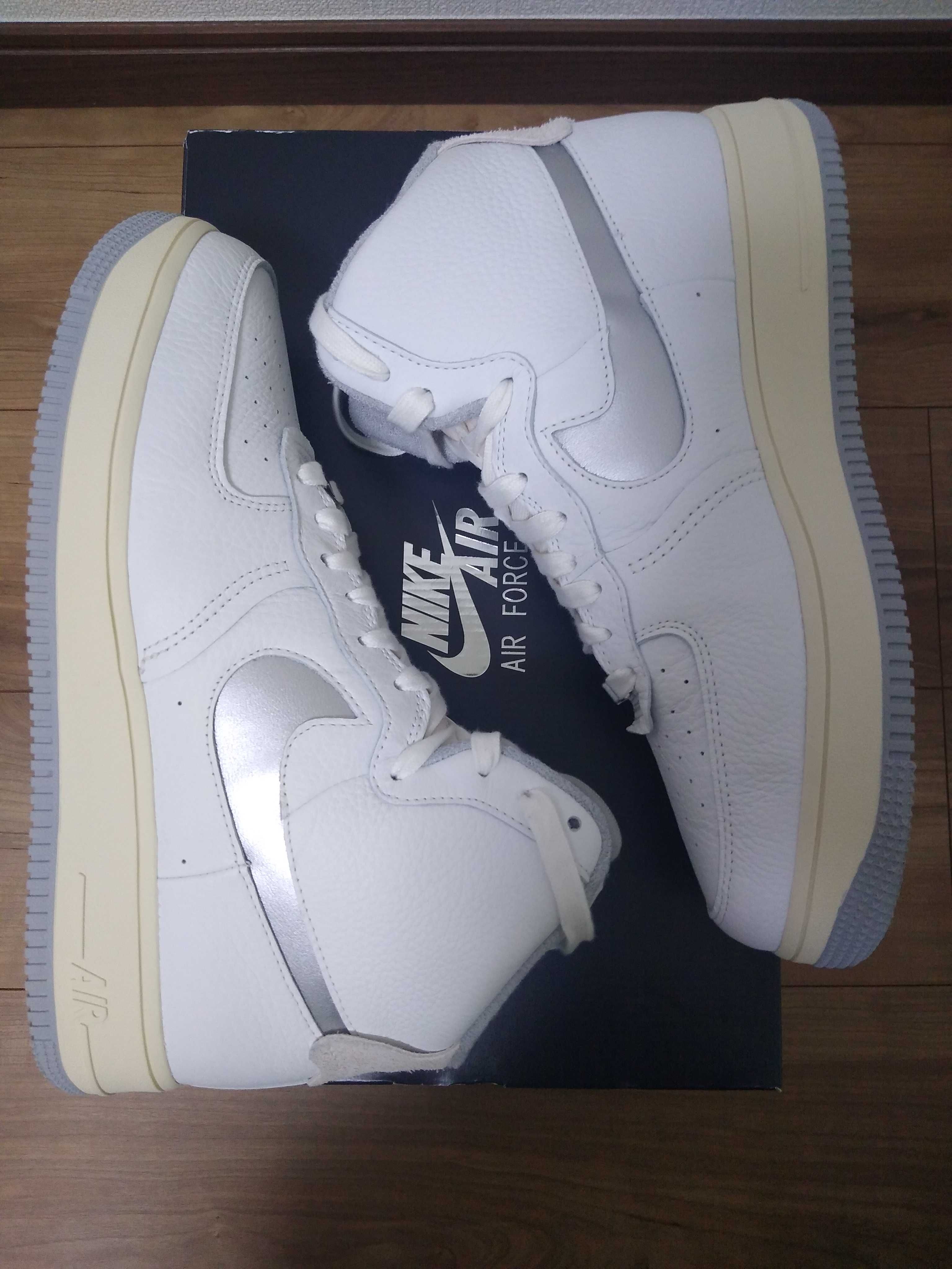 Nike Women's Air Force 1 Strapress "Summit White"