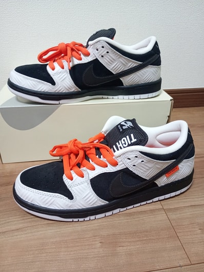 TIGHTBOOTH × Nike SB Dunk Low Pro QS "Black and White"