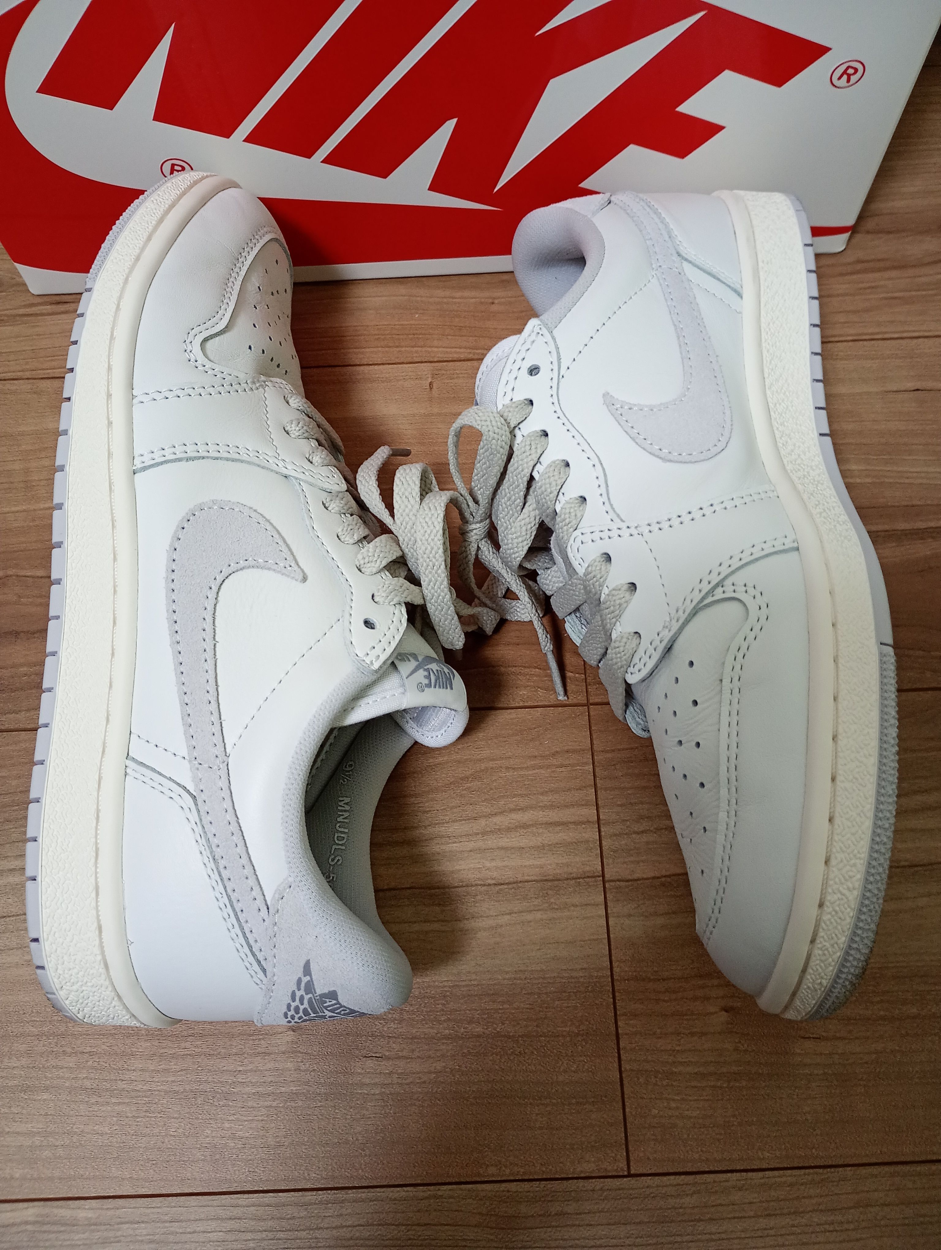 Nike Air Jordan 1 Low '85 "Neutral Grey"
