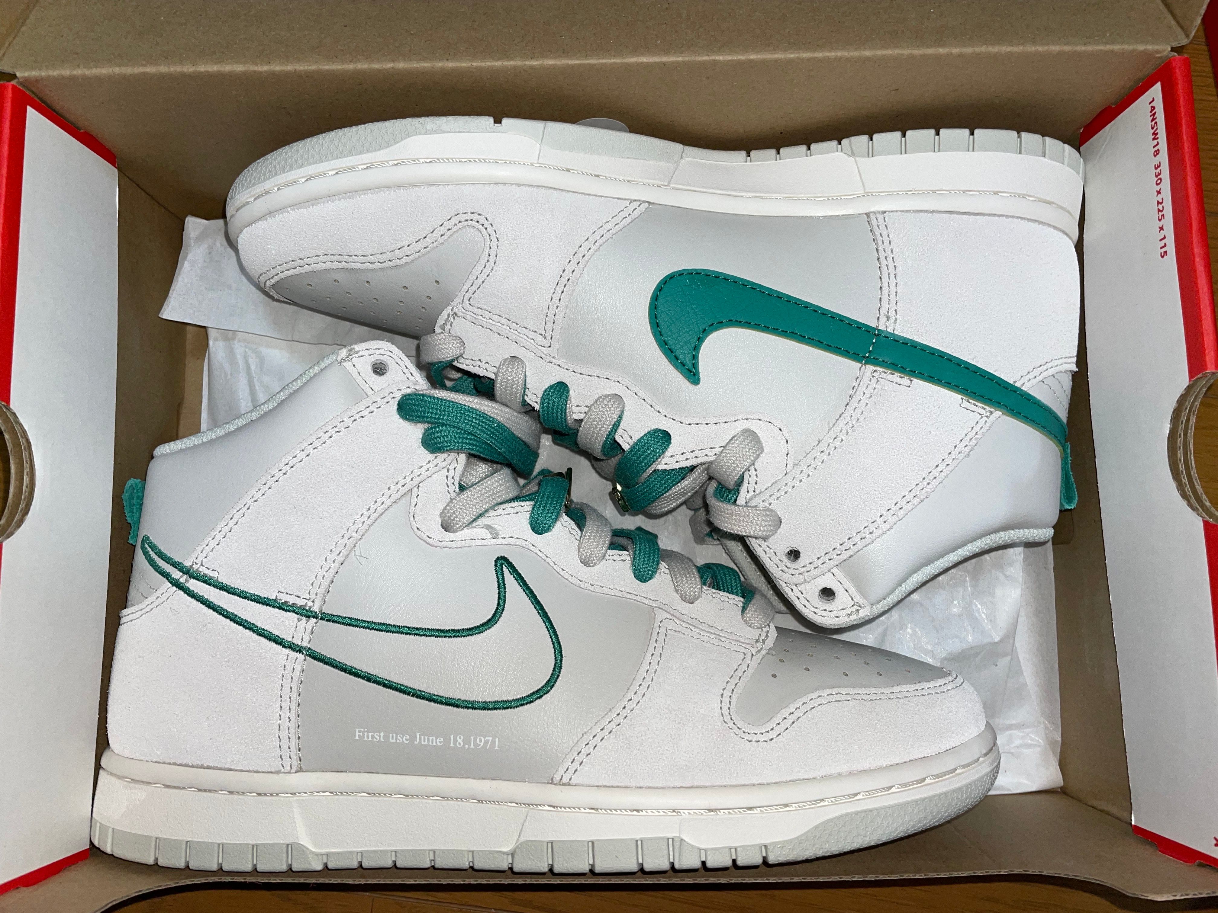 Nike Dunk High SE First Use "Light Bone/Green Noise"