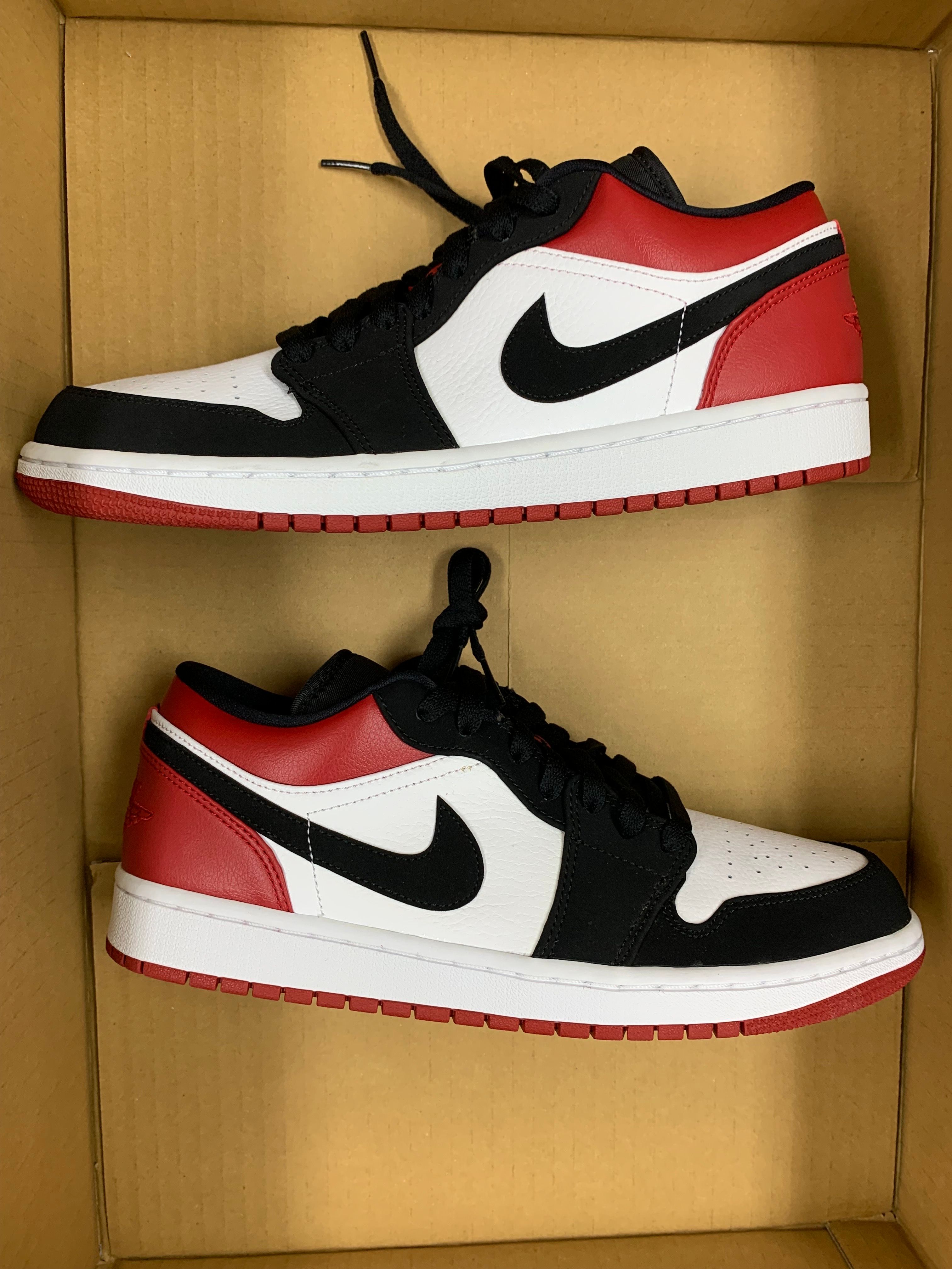 Nike Air Jordan 1 Low "Black Toe"