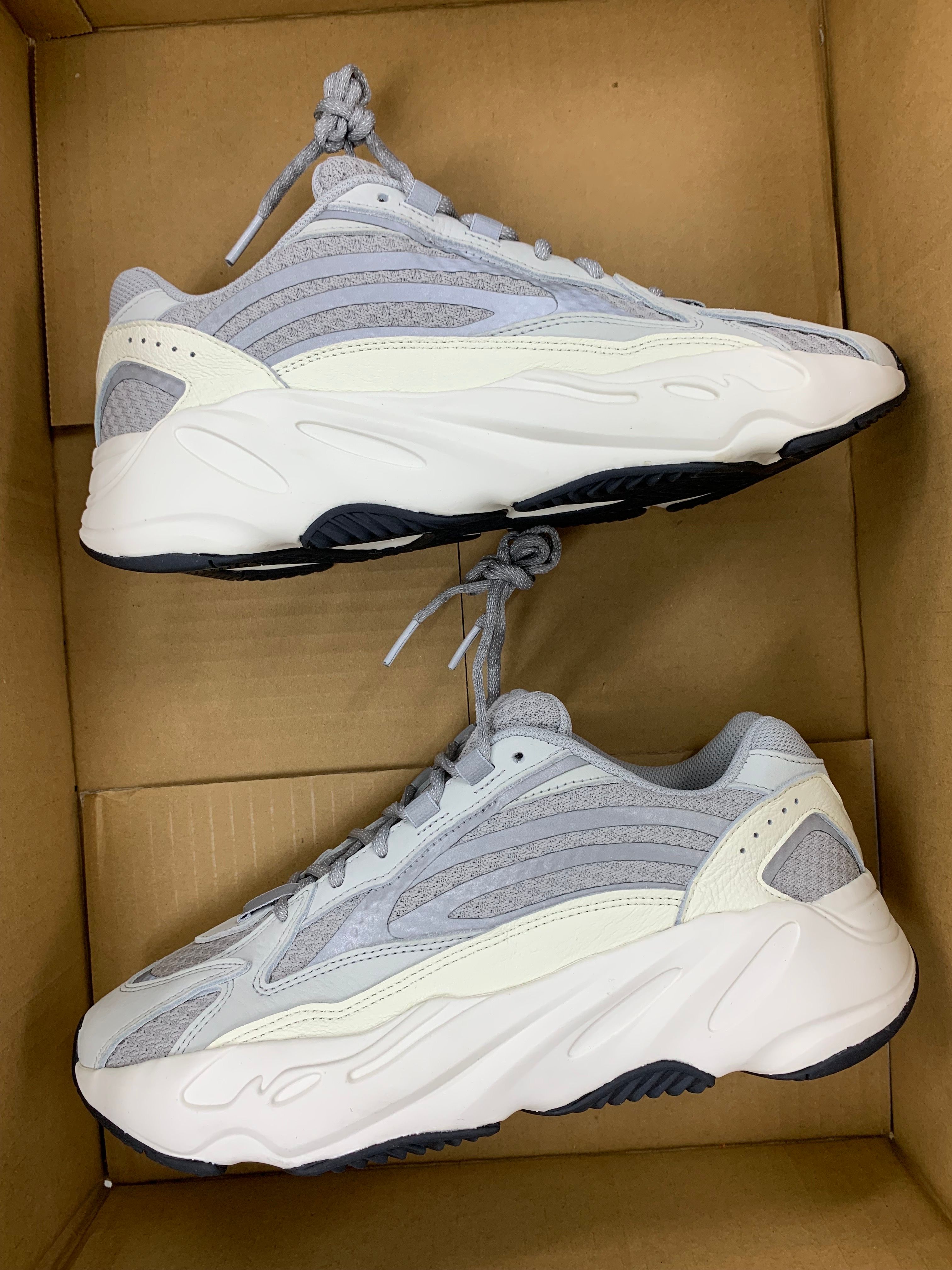 adidas YEEZY Boost 700 V2 "Static"