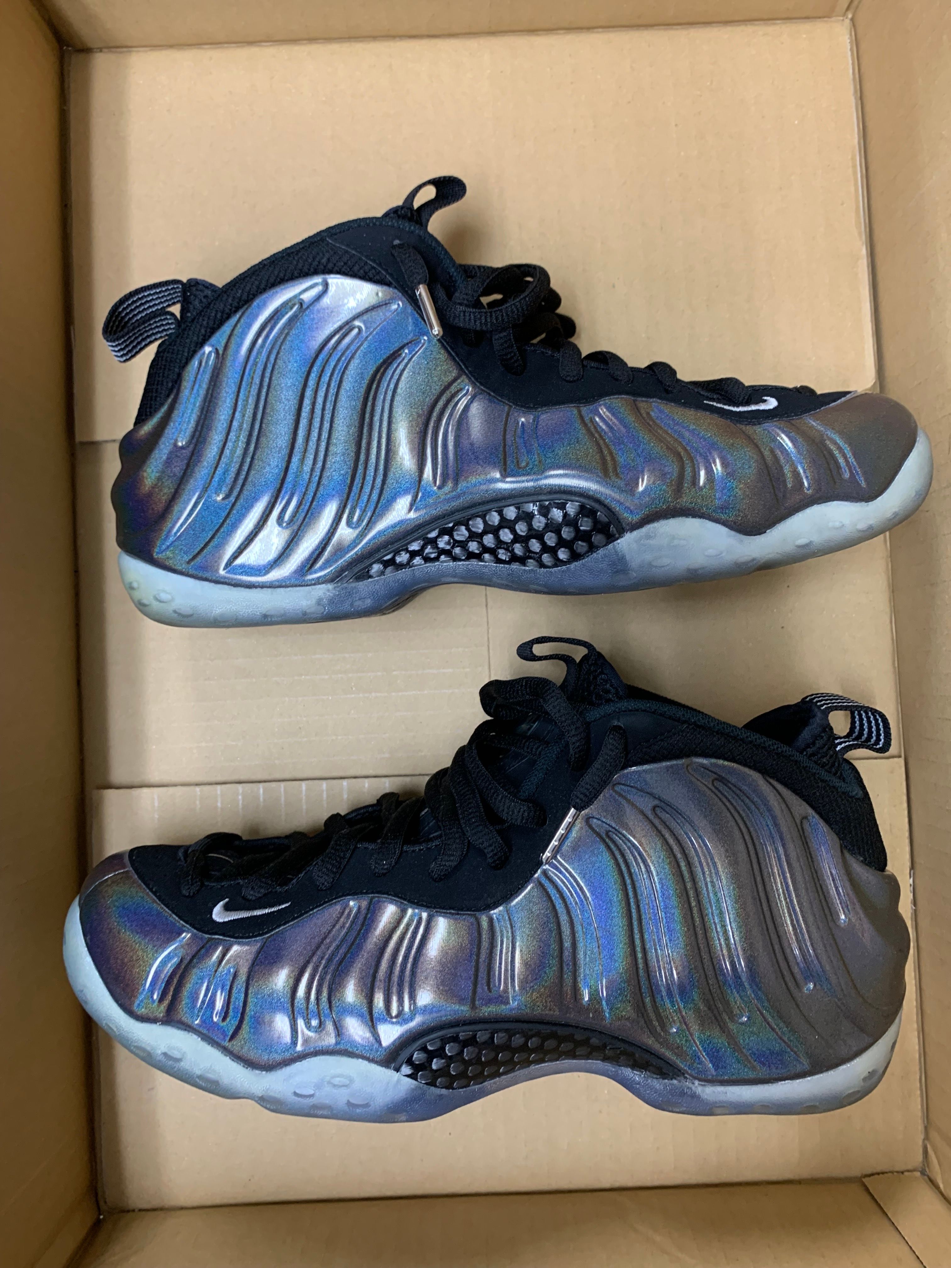 Nike Air Foamposite One "Hologram"