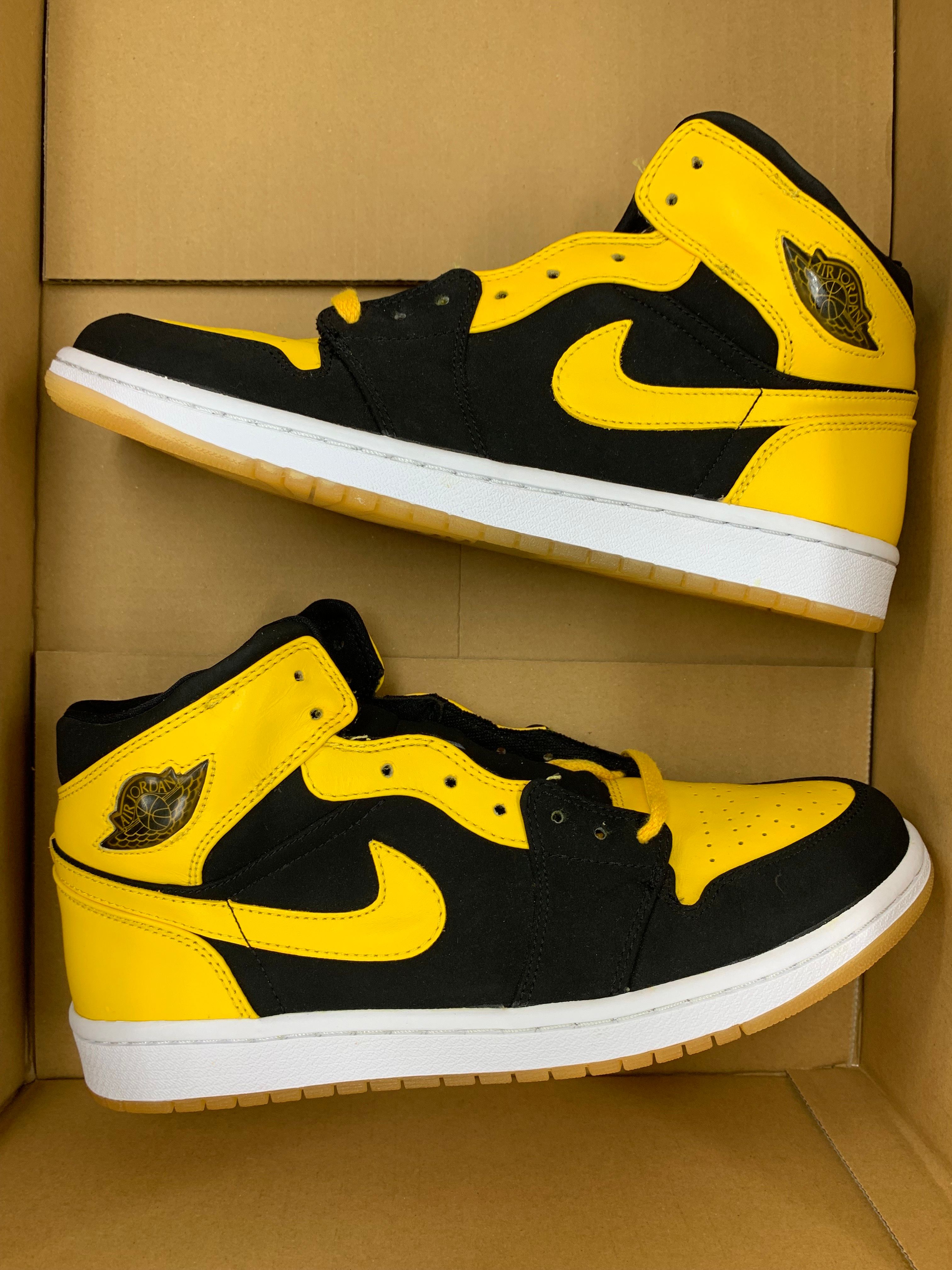 Nike Air Jordan 1 "Beginning Moments Pack"